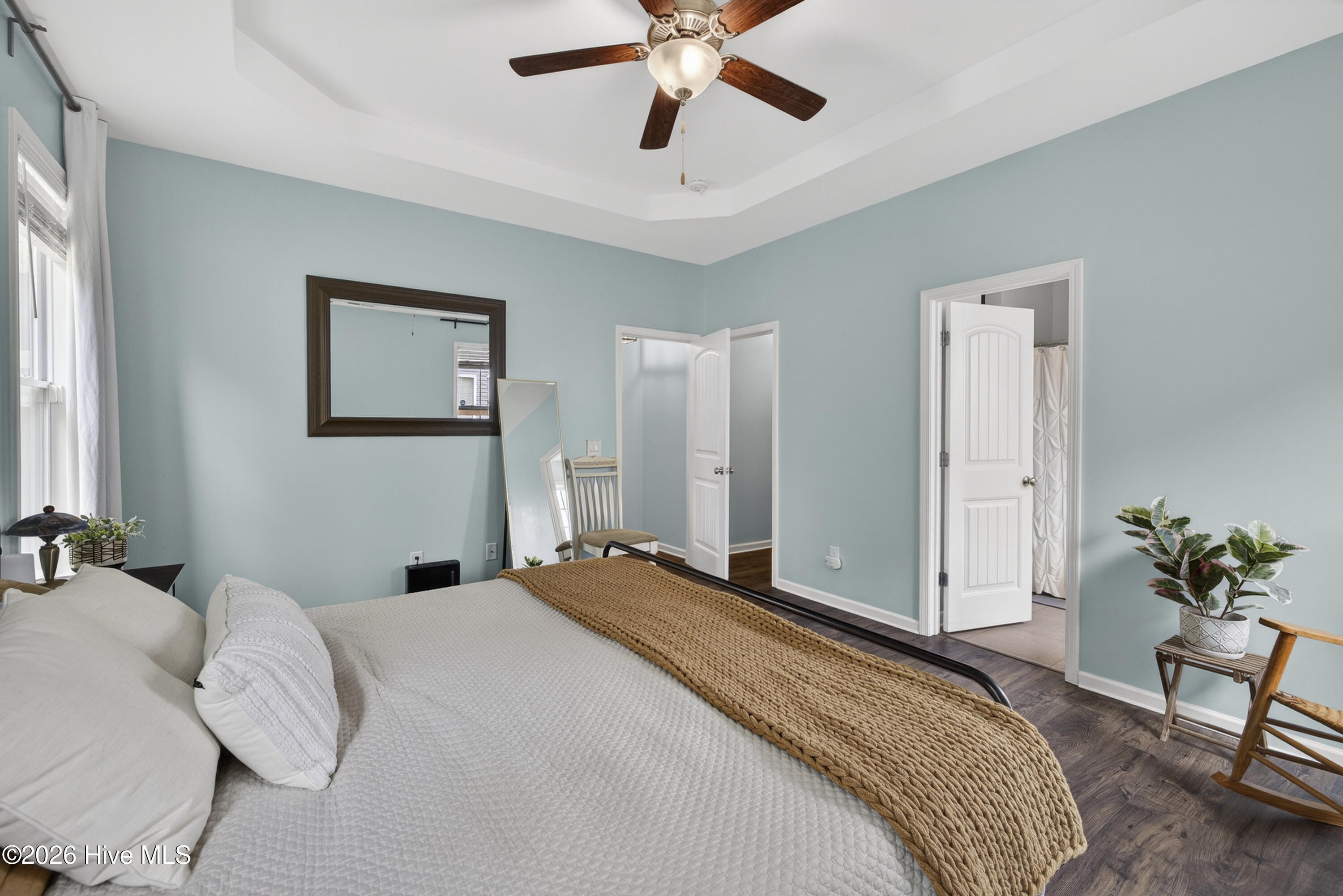 100564462 | Photo 19