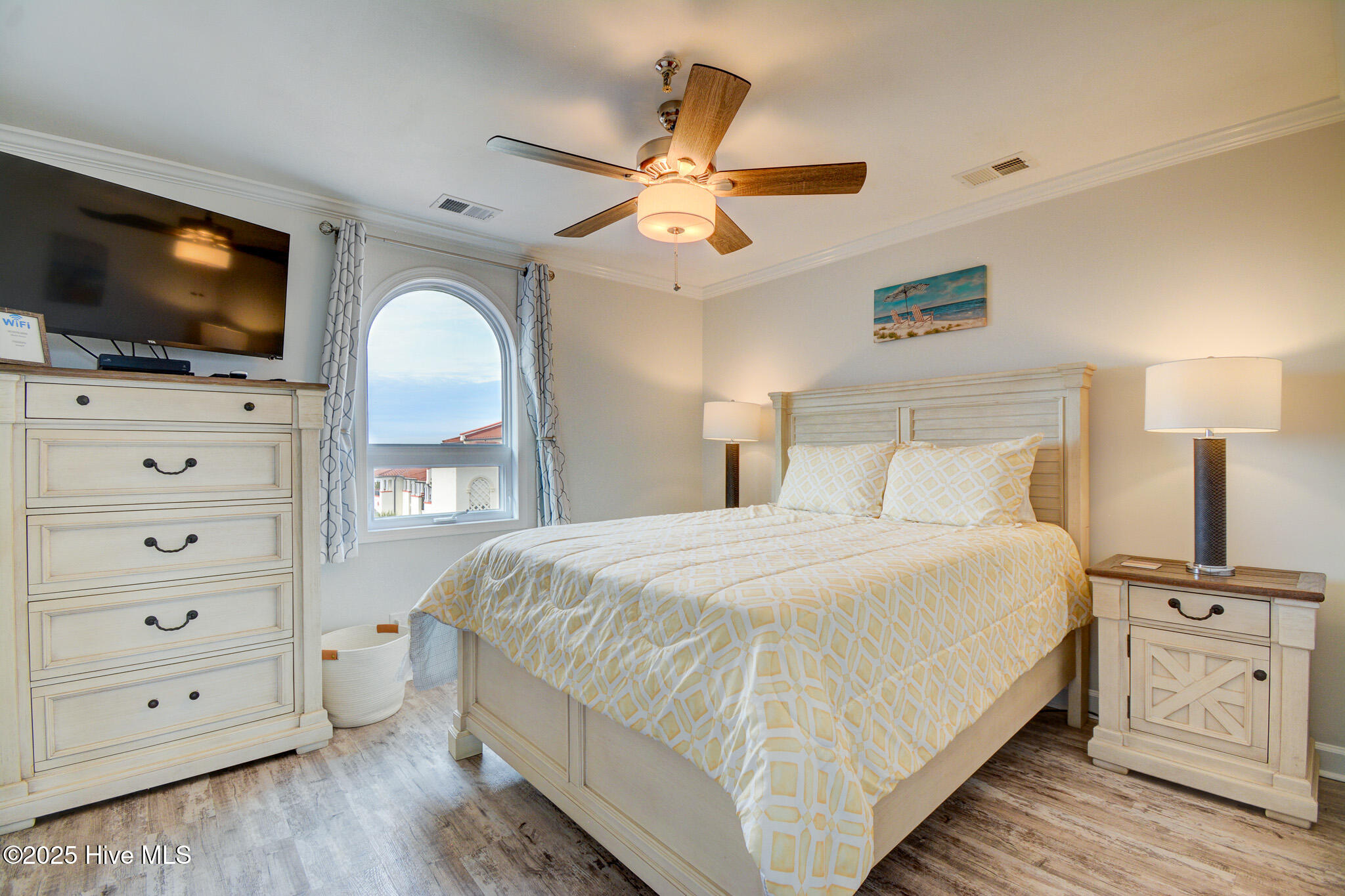 100507643 | Photo 17