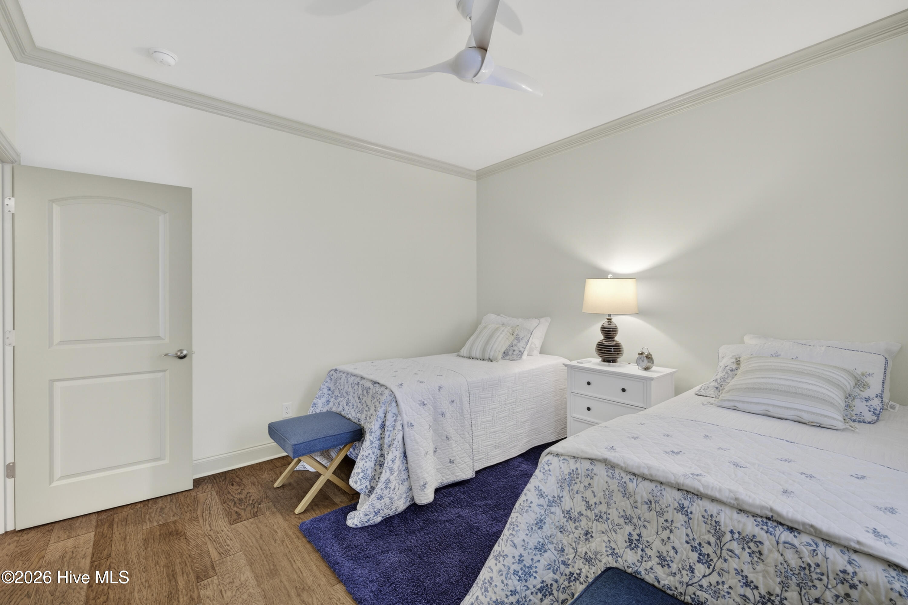 100551916 | Photo 31