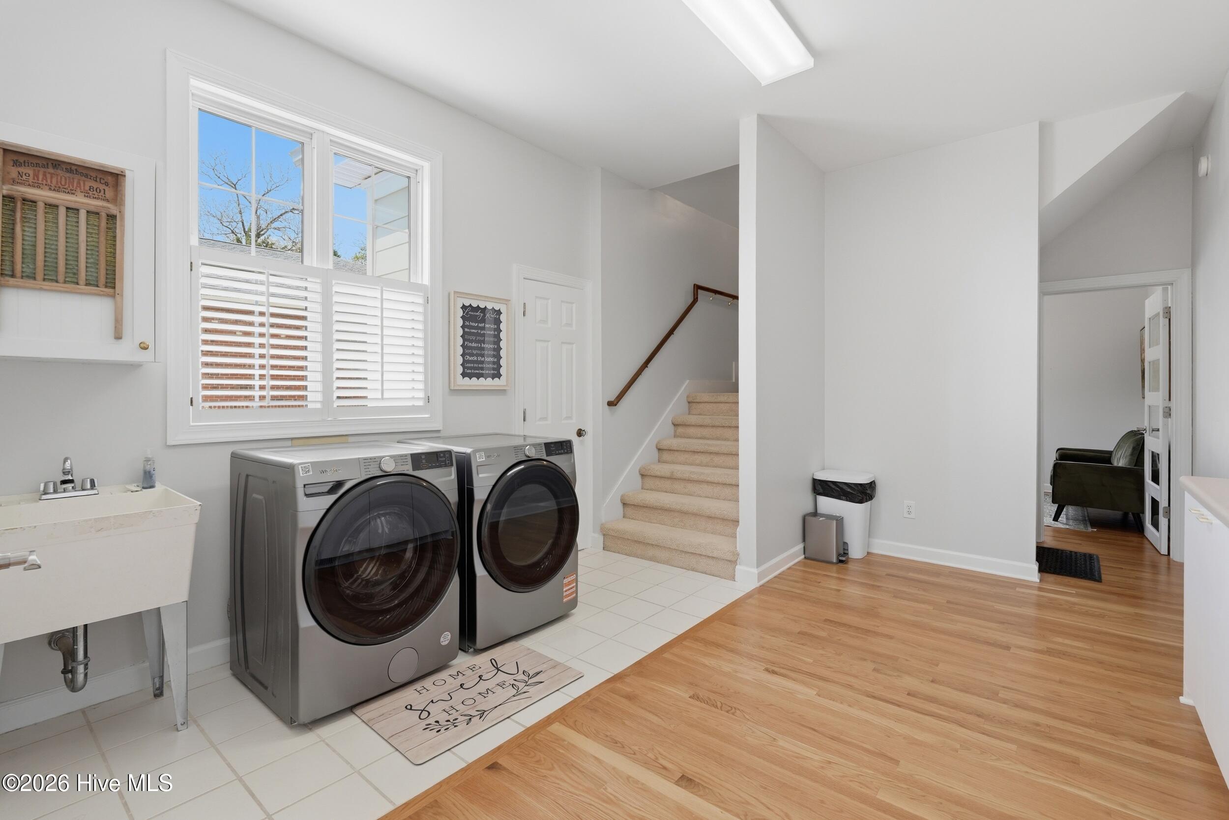 100559694 | Photo 37