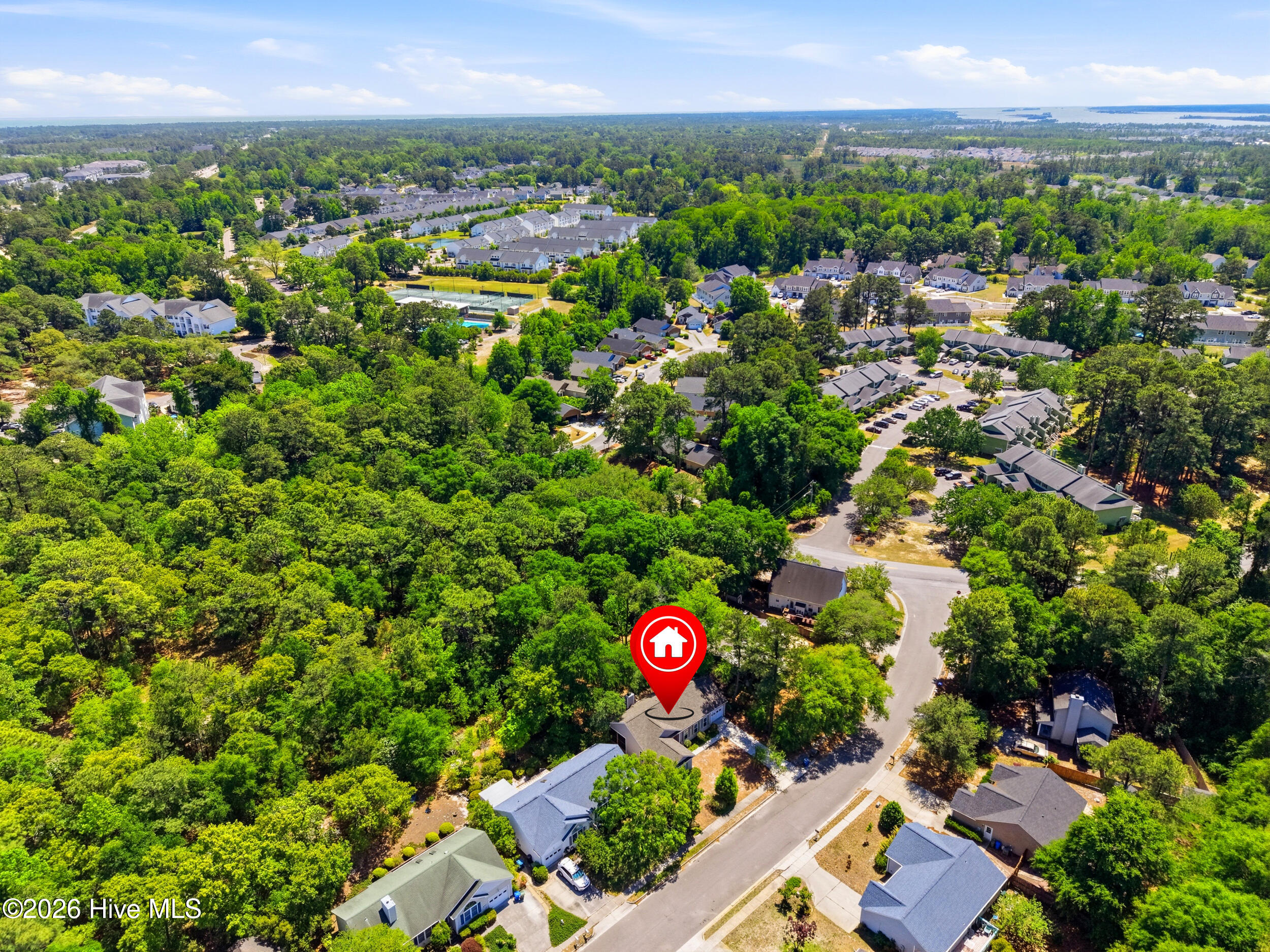 100569296 | Photo 28