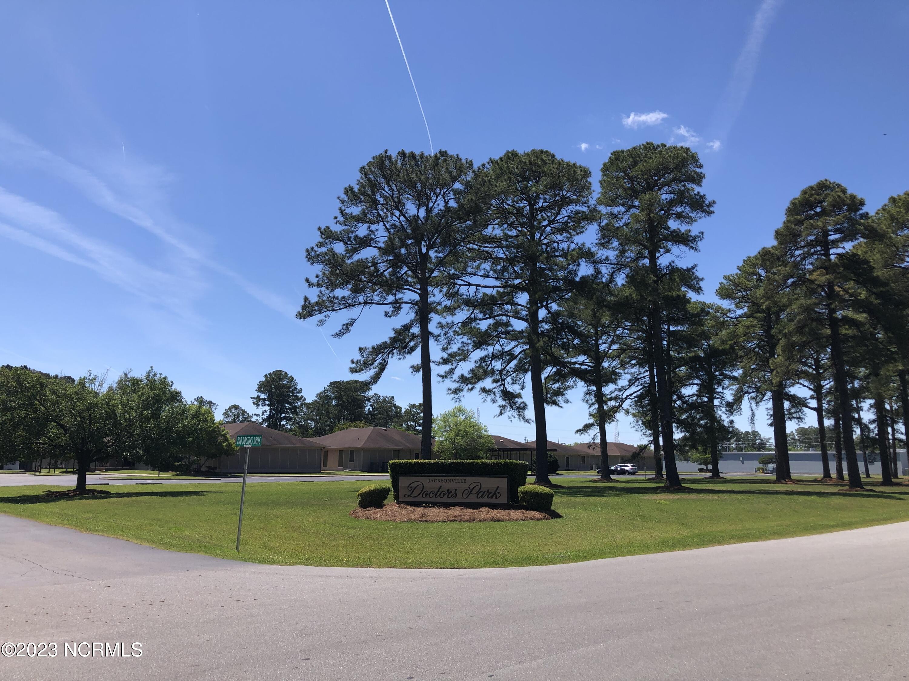200 Doctors Drive, Jacksonville, NC, 28546
