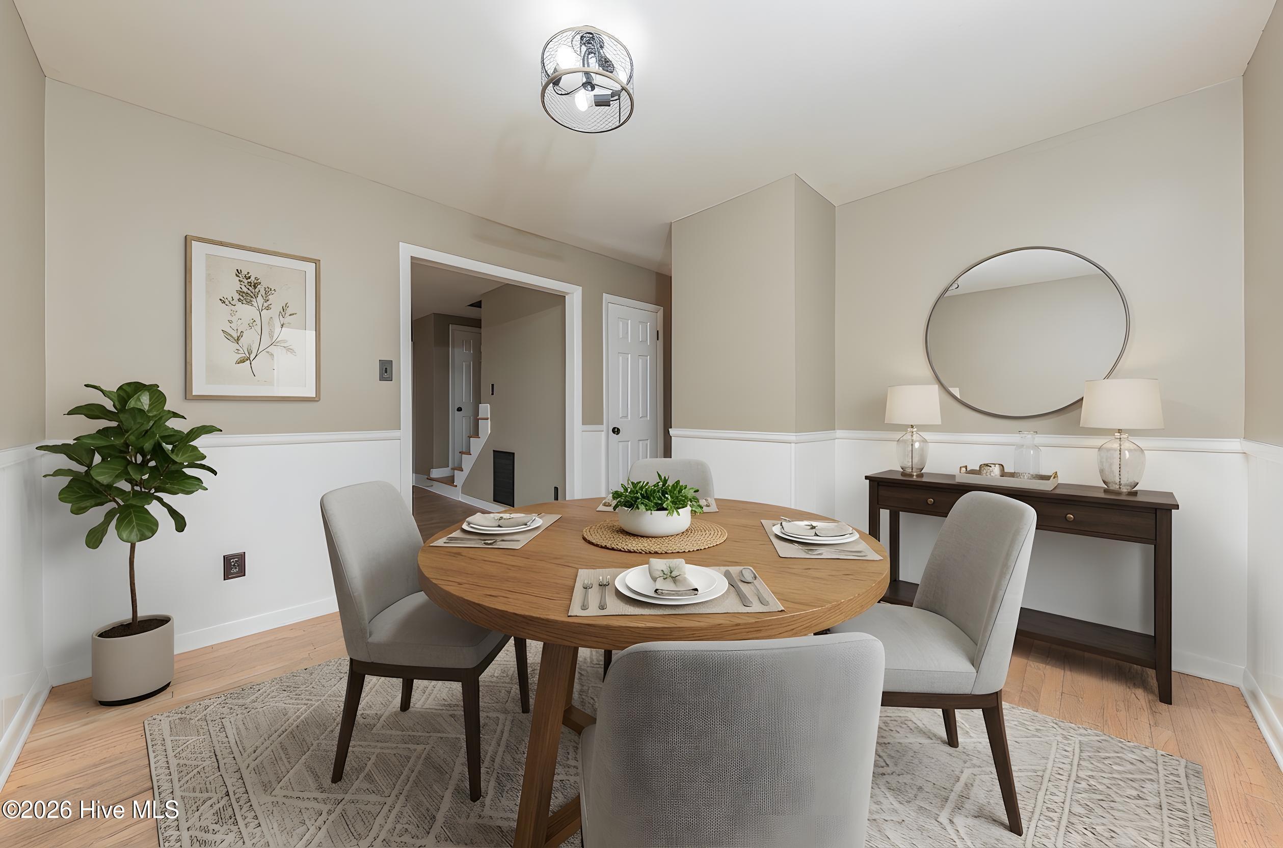 100563981 | Photo 13