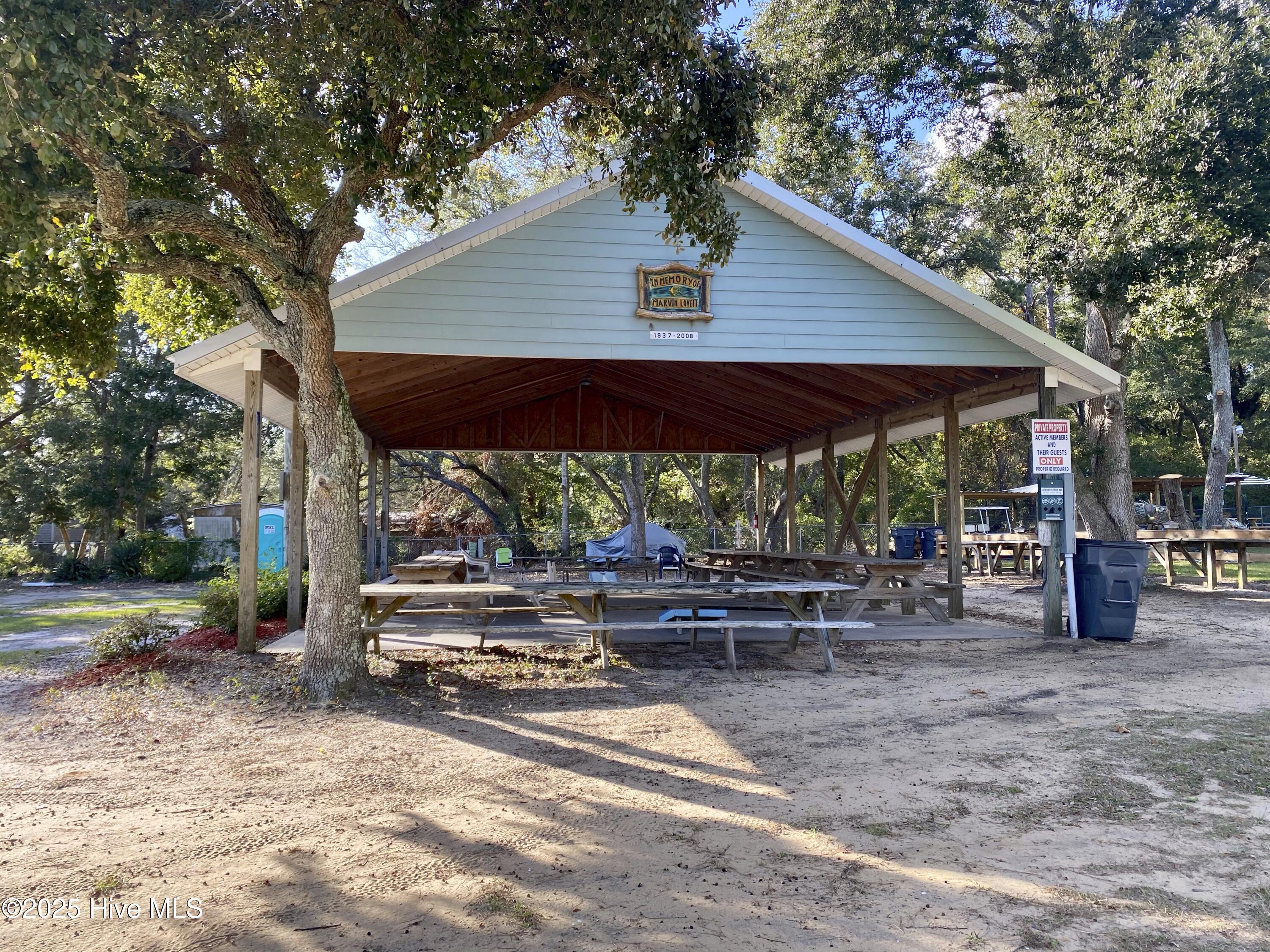 100528593 | Photo 30