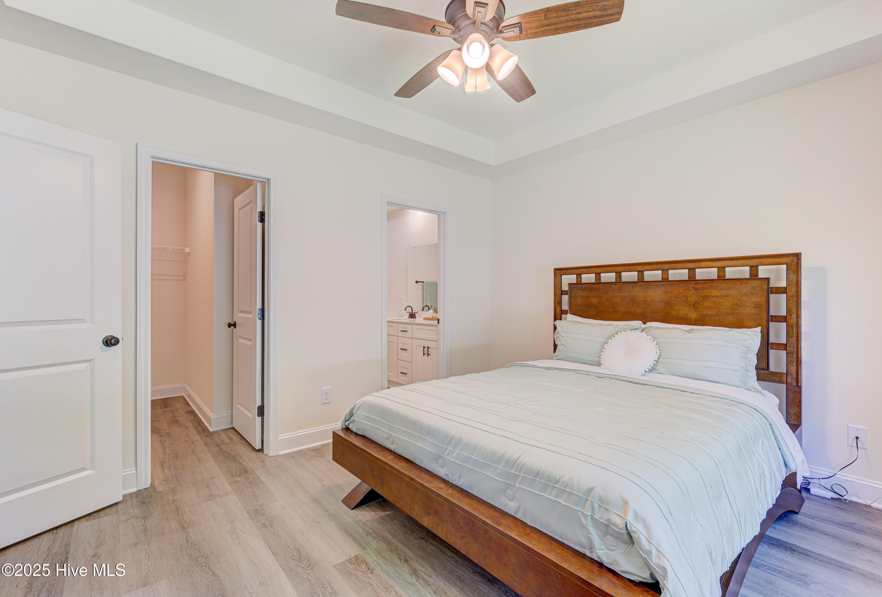 100515116 | Photo 20