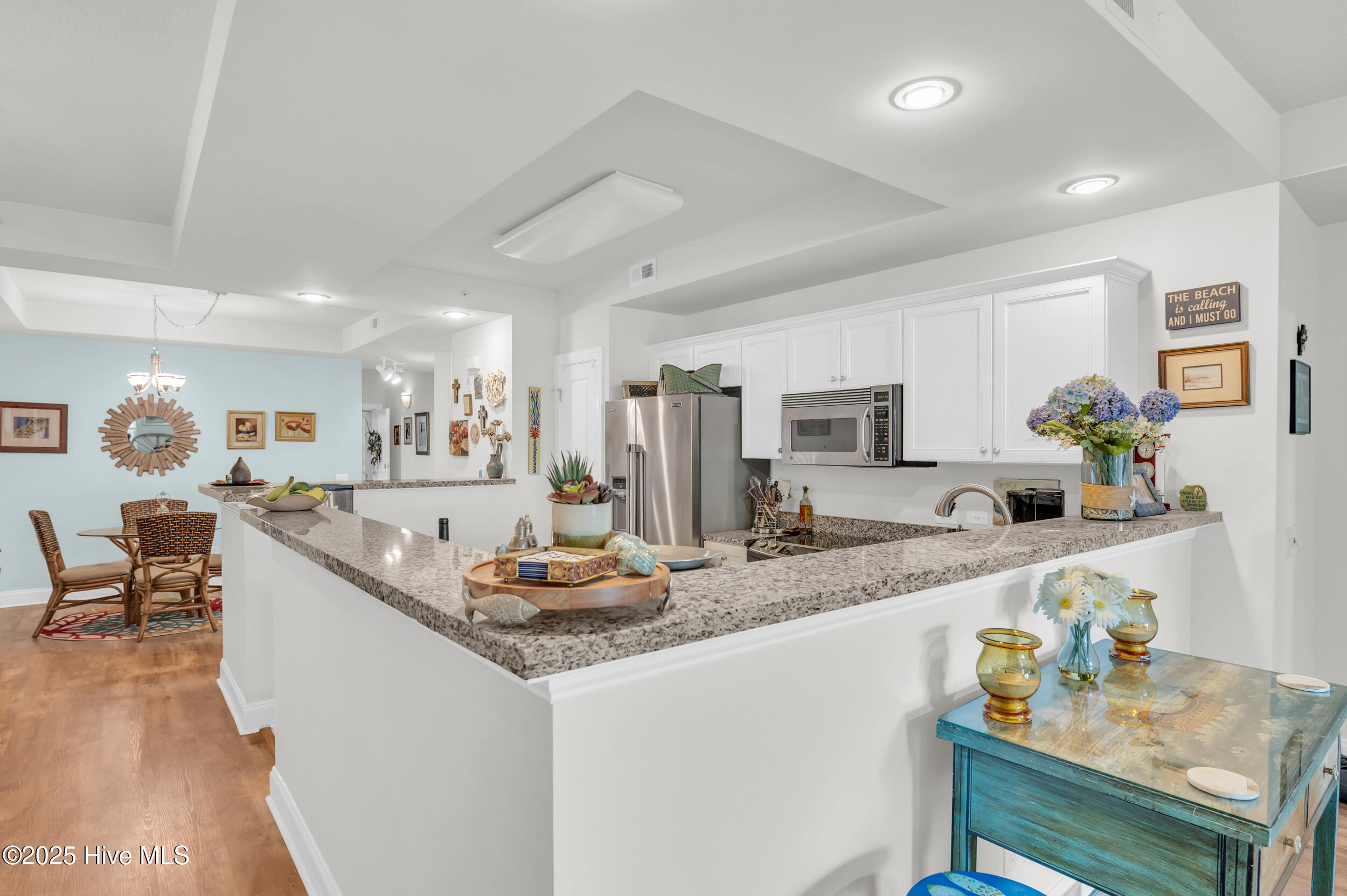 100519545 | Photo 11