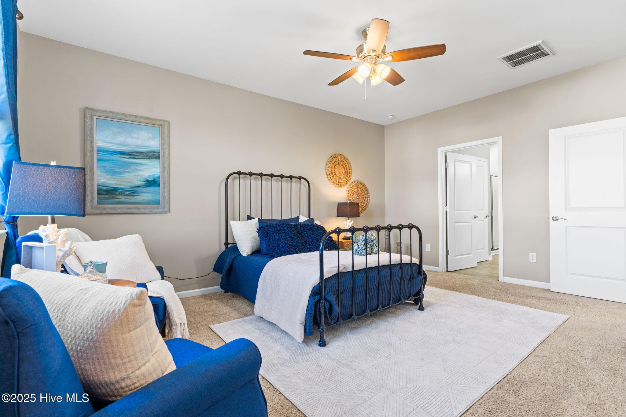 100538184 | Photo 22