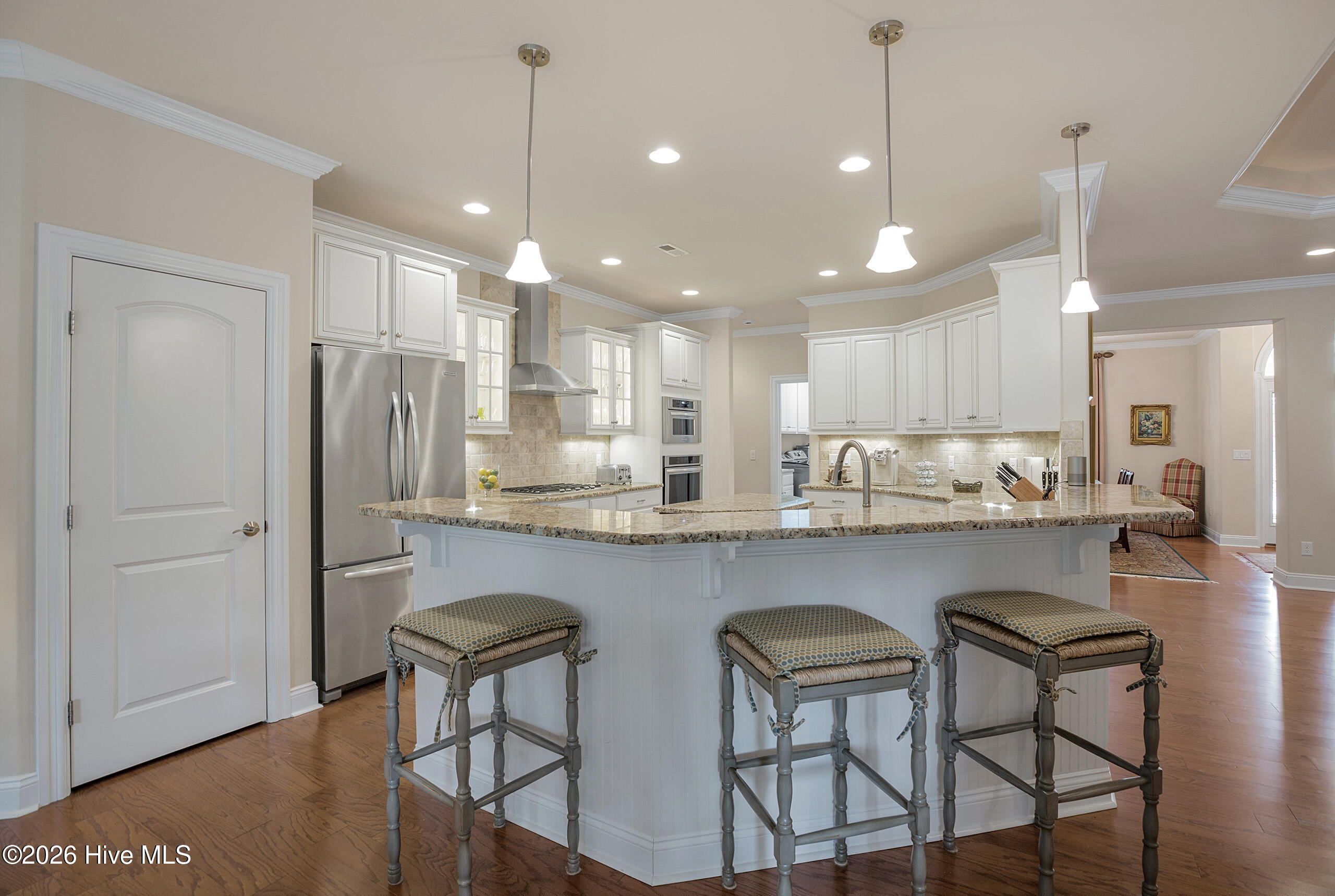 100563471 | Photo 14