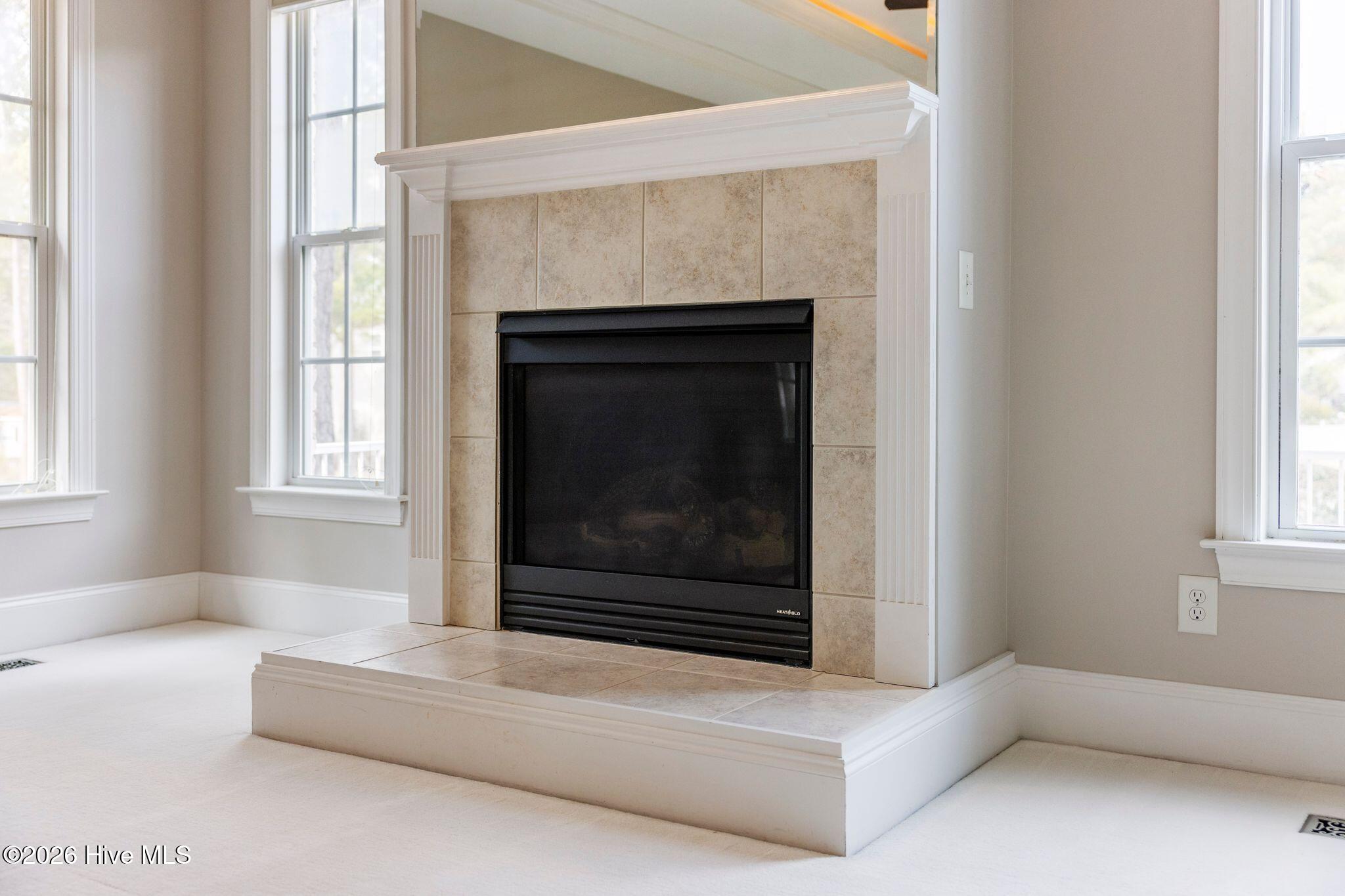 100553307 | Photo 45