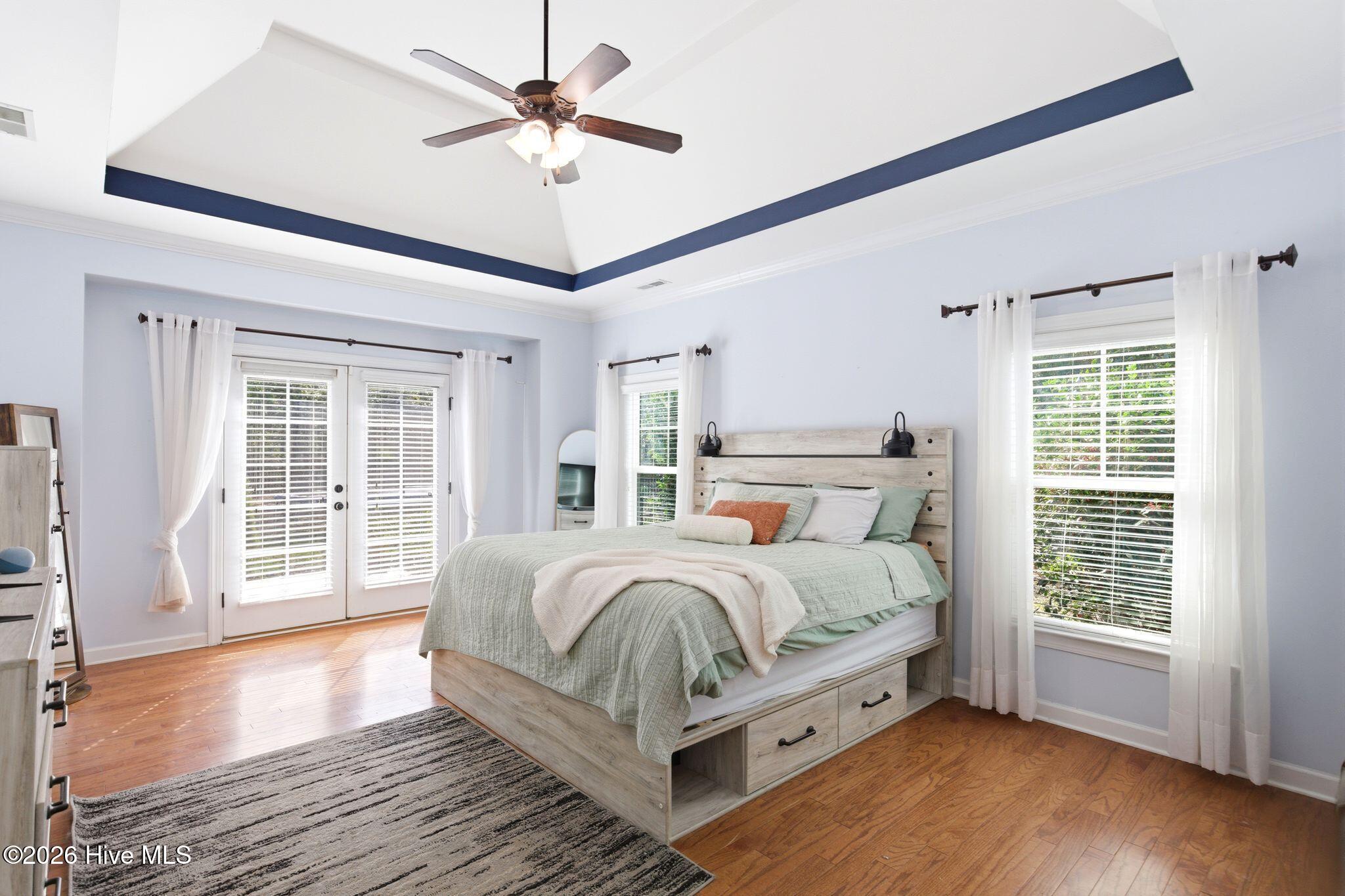 100563379 | Photo 23