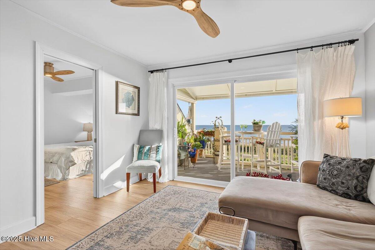 100537947 | Photo 13