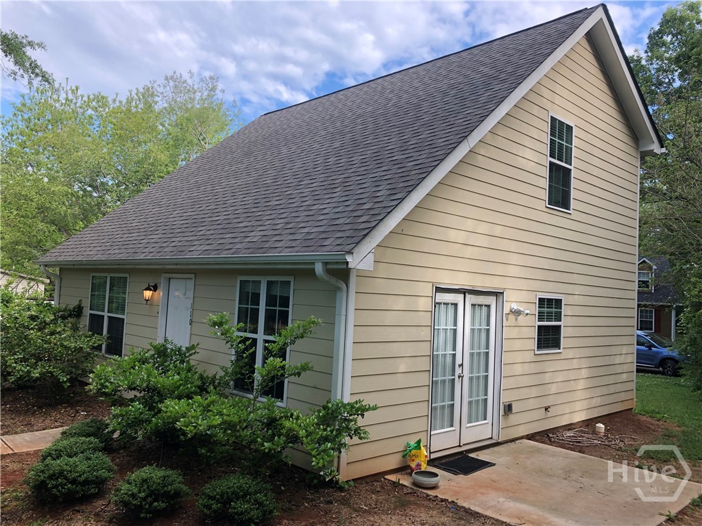 Property at 110 White Terrace