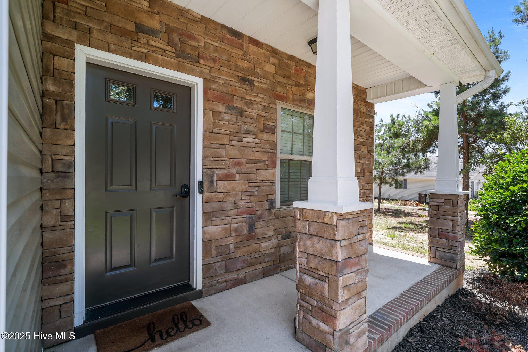 Front porch-DSC02550