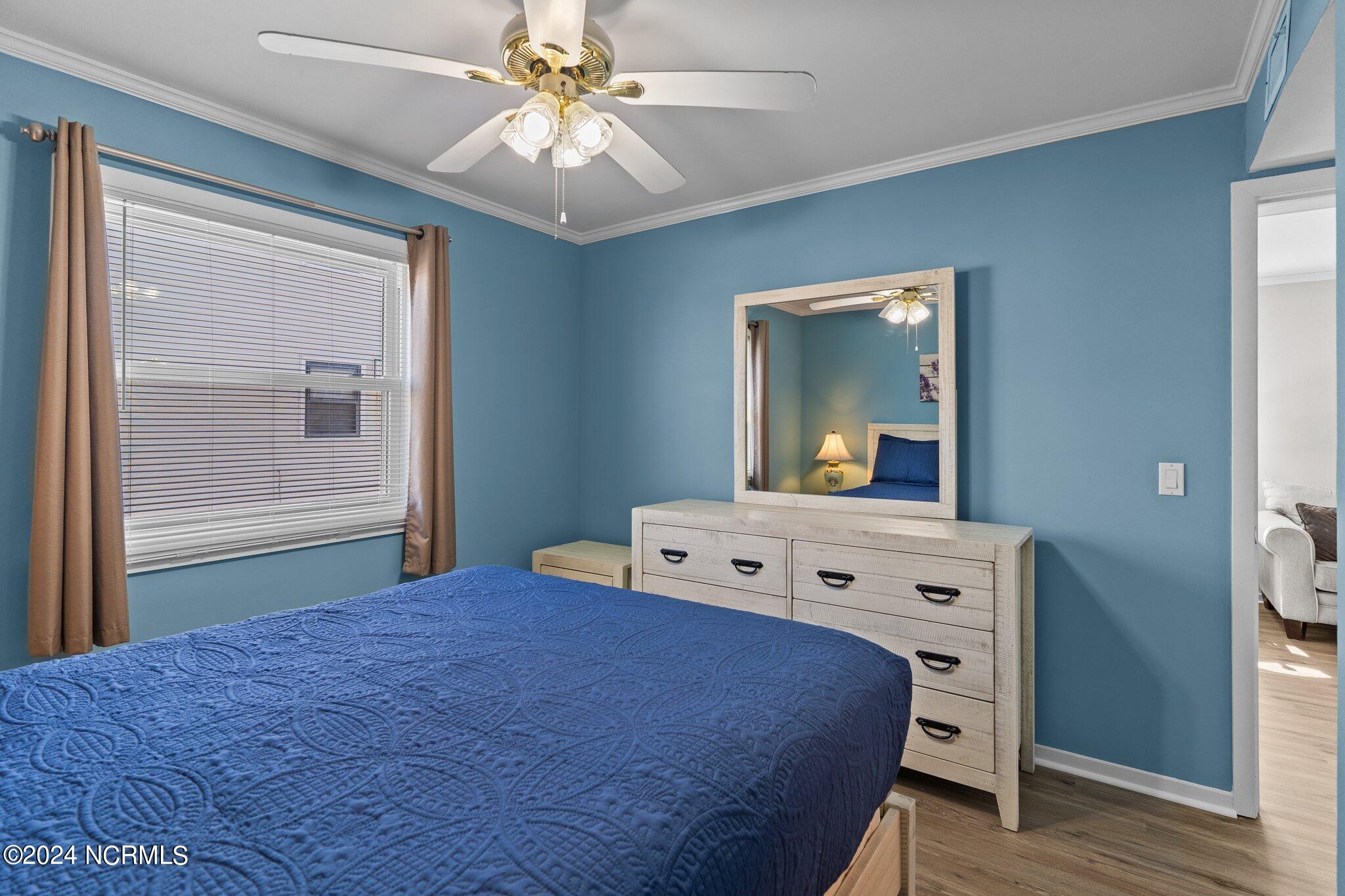 1404 Canal Drive Apt 17, Carolina Beach, NC 28428 – photo 14: 13-web-or-mls-BTS08414