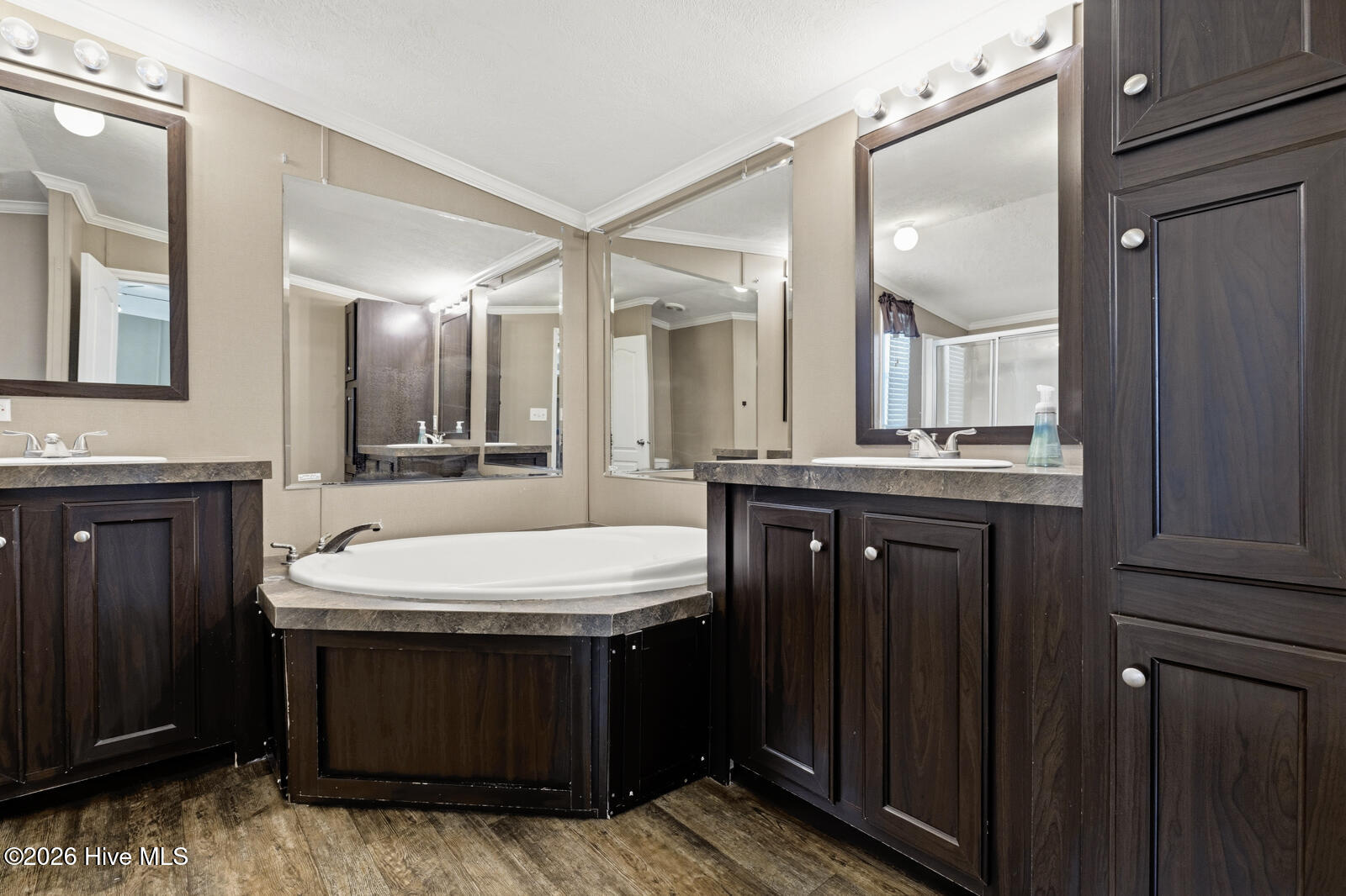 100559966 | Photo 13