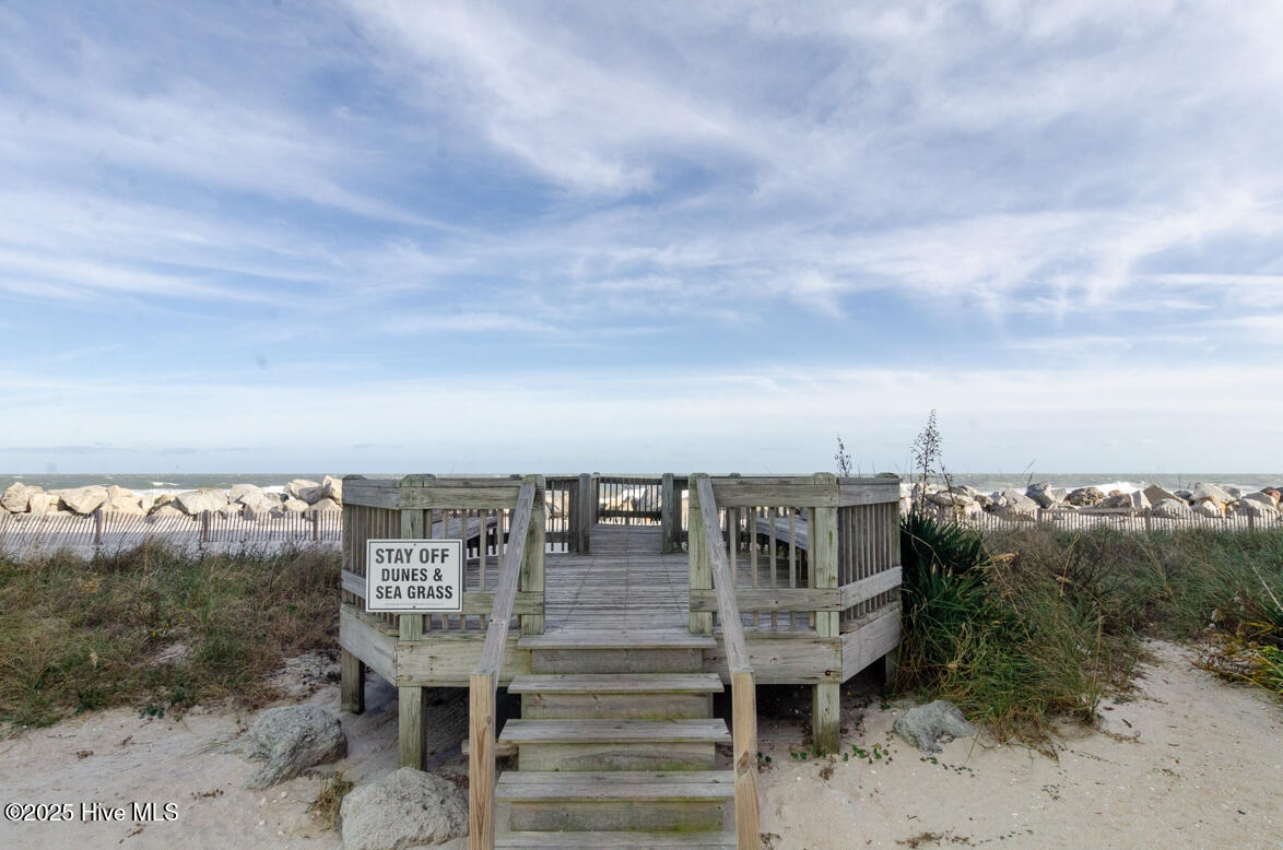 100530673 | Photo 21