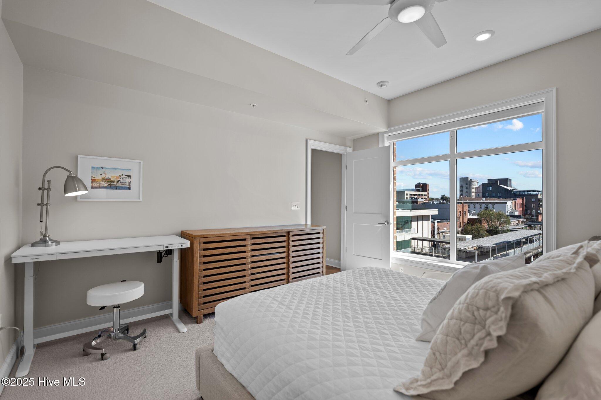 100529175 | Photo 18