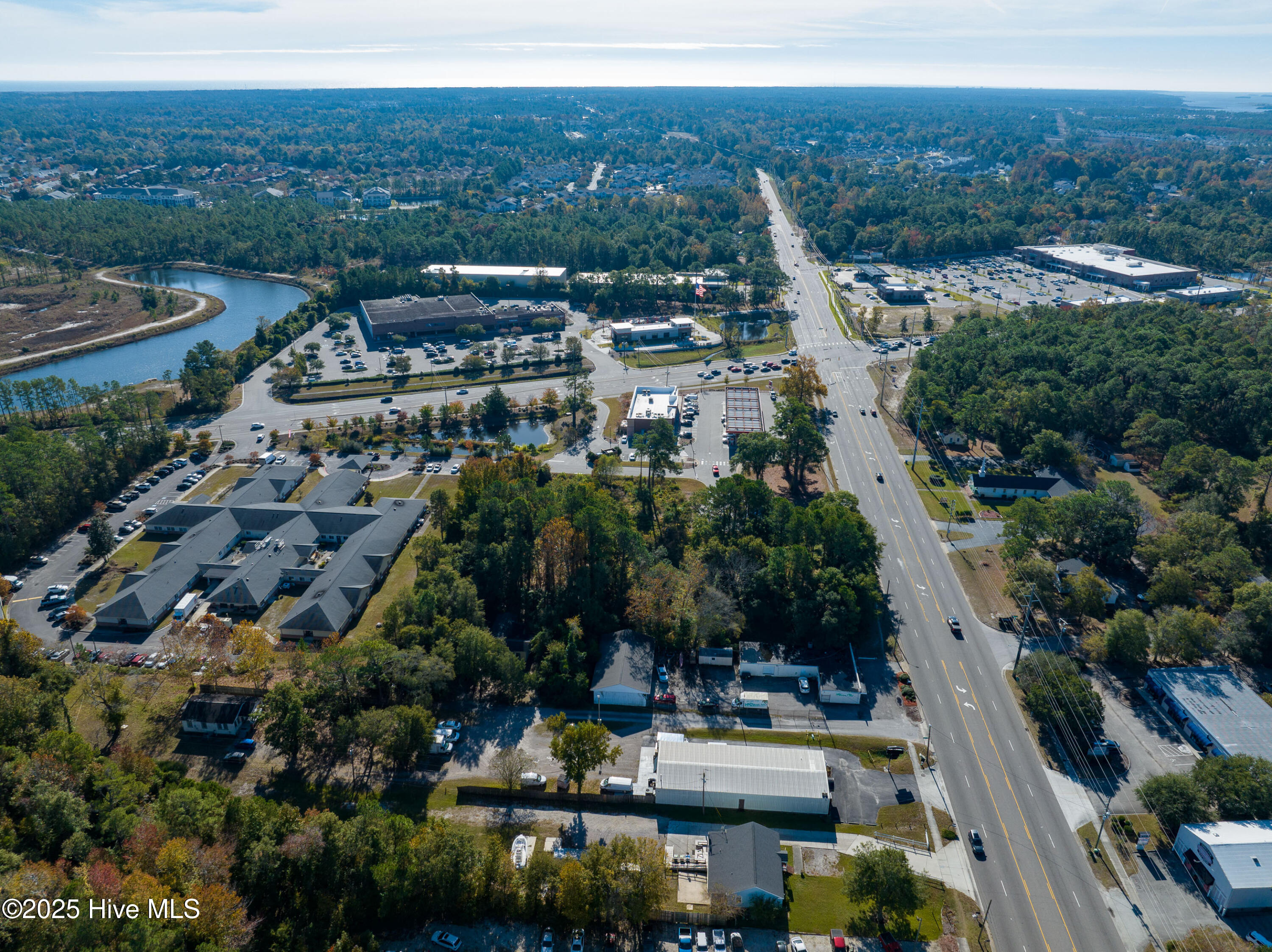 100540457 | Photo 12