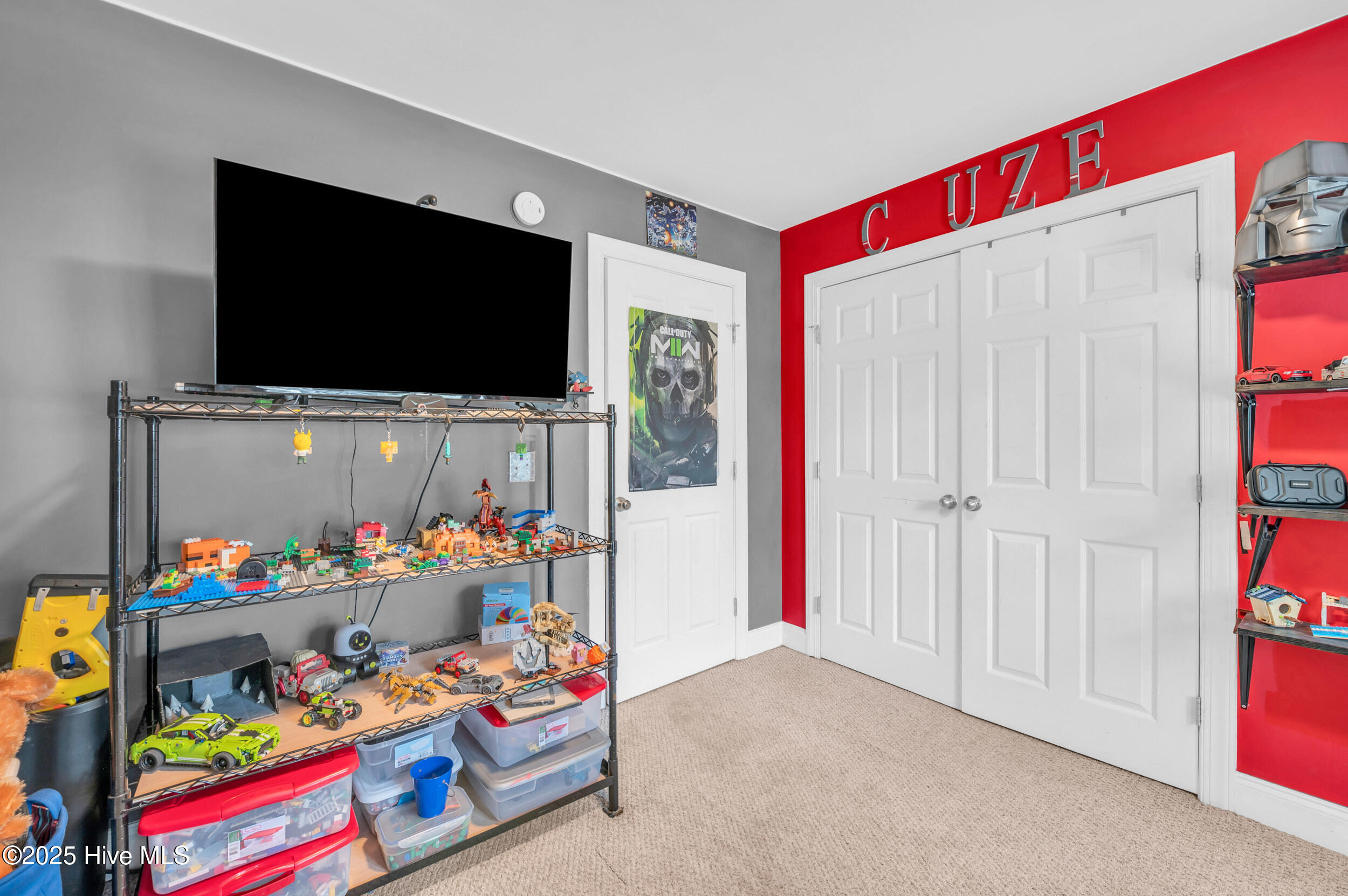 100517407 | Photo 26