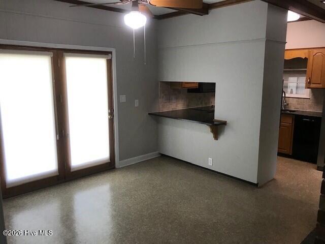 100553150 | Photo 10