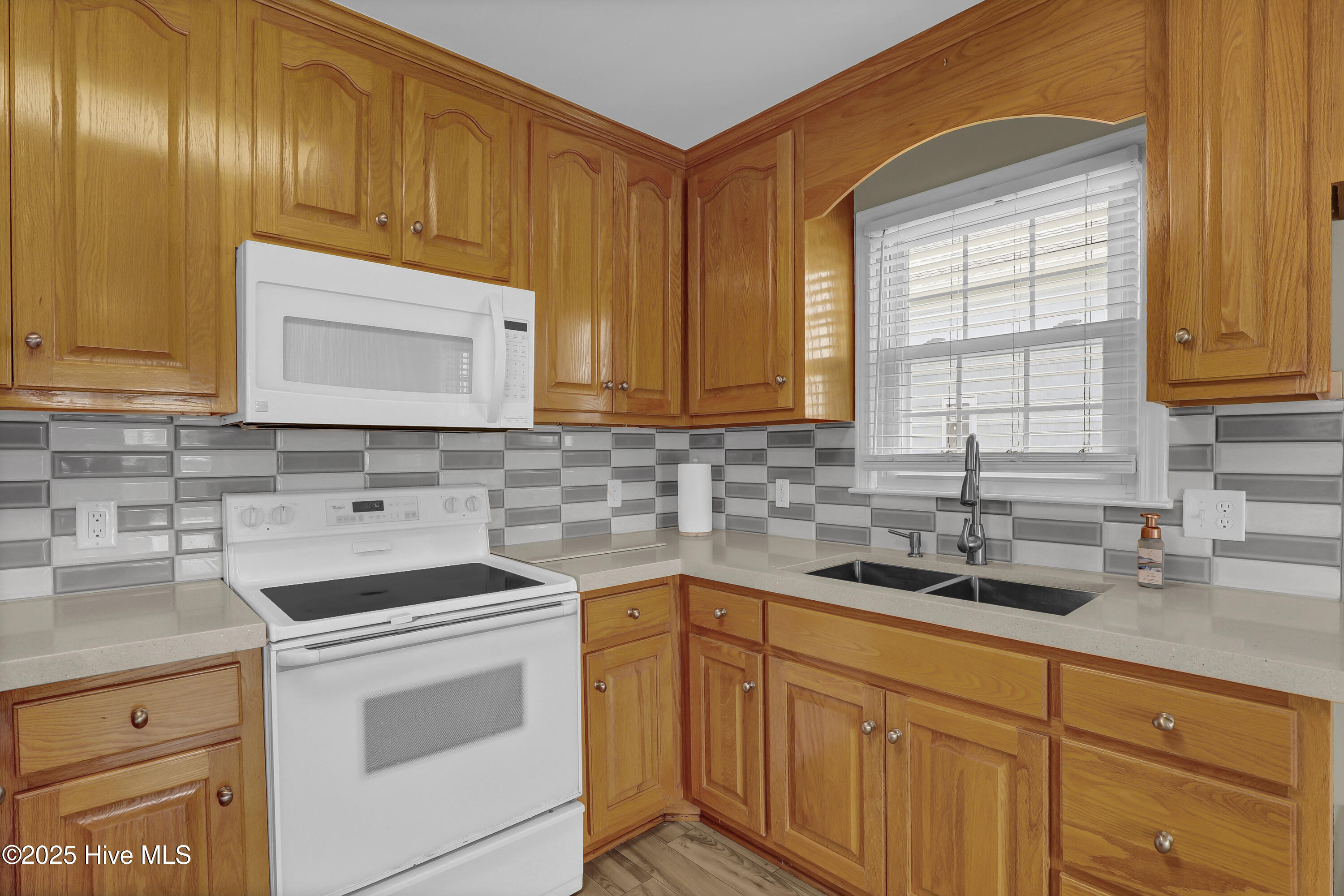 100517491 | Photo 29