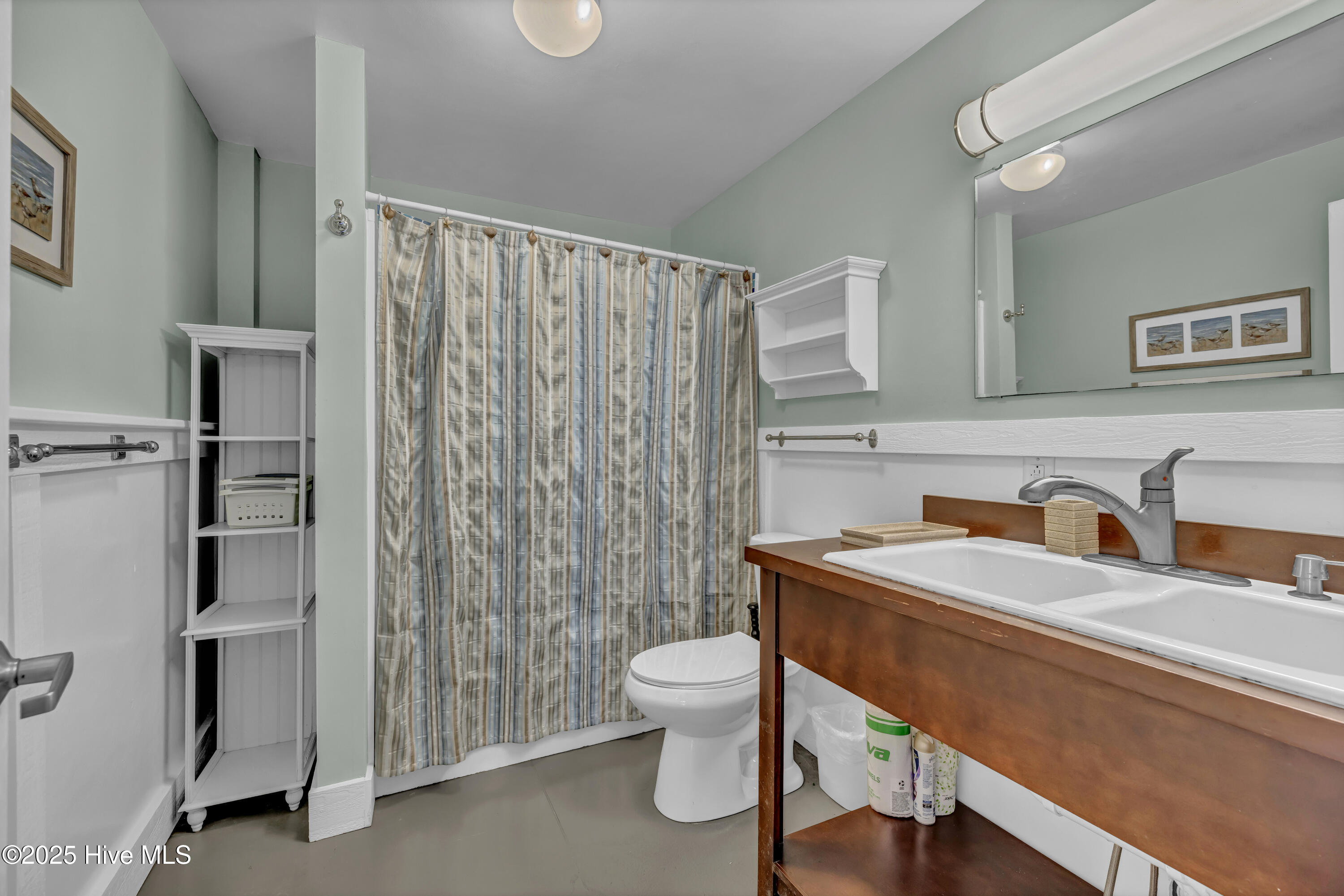 100515880 | Photo 37