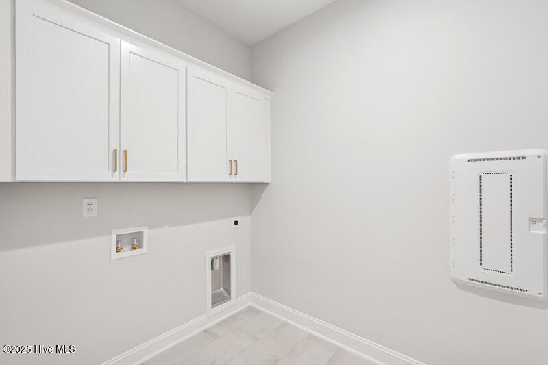 100508371 | Photo 16