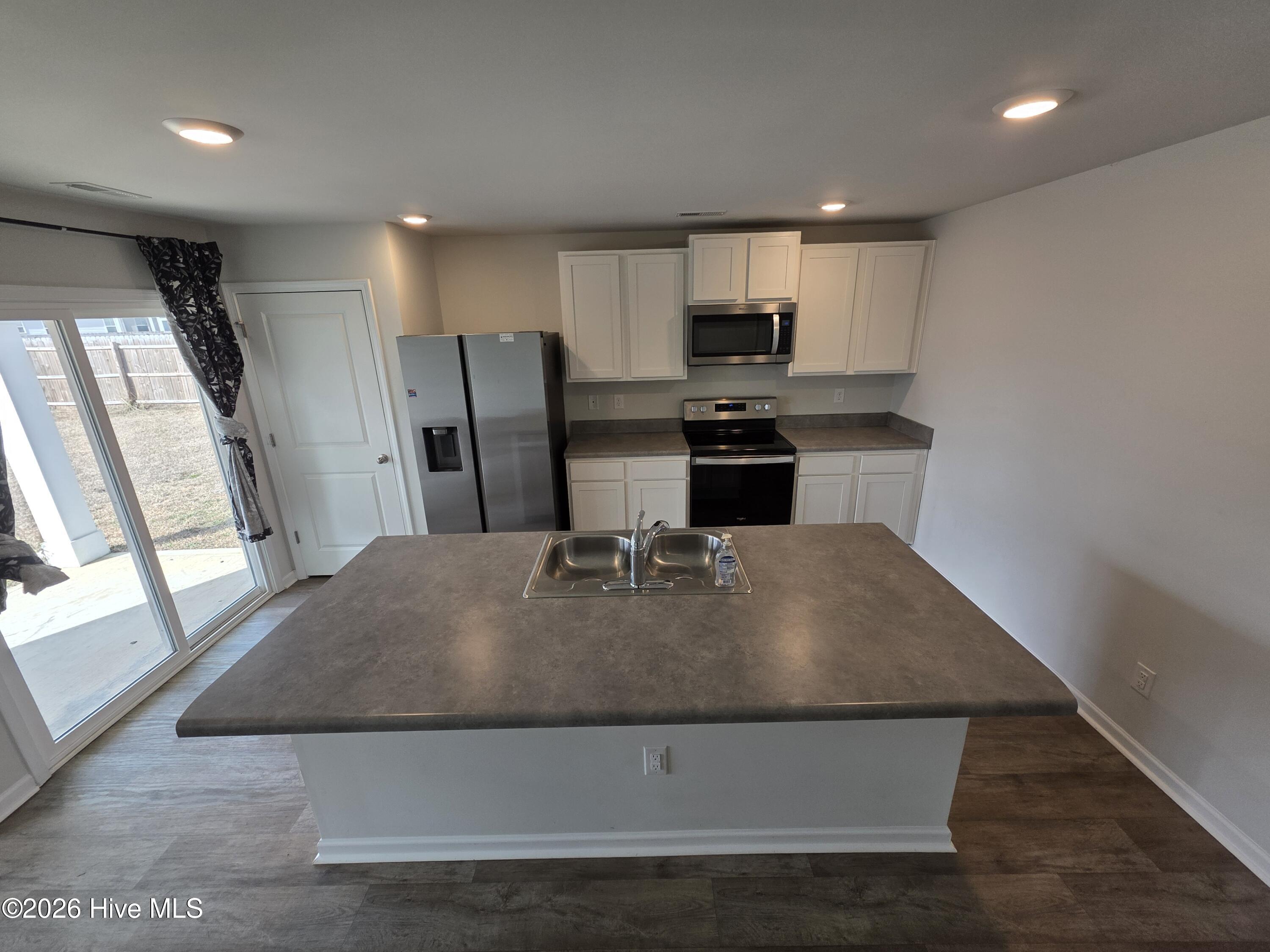 100552065 | Photo 13