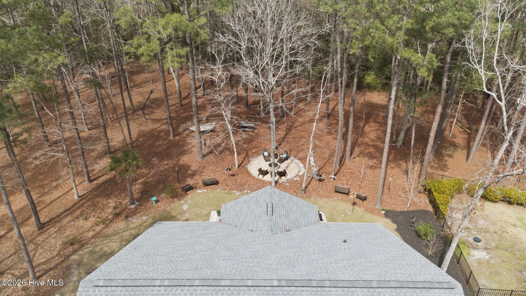 100560702 | Photo 74