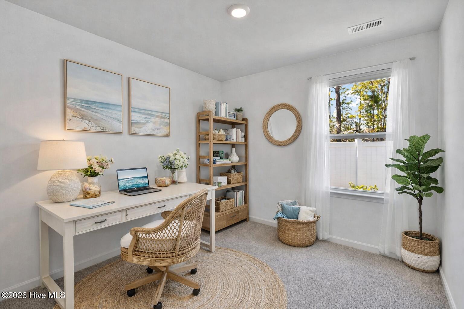 100563987 | Photo 29