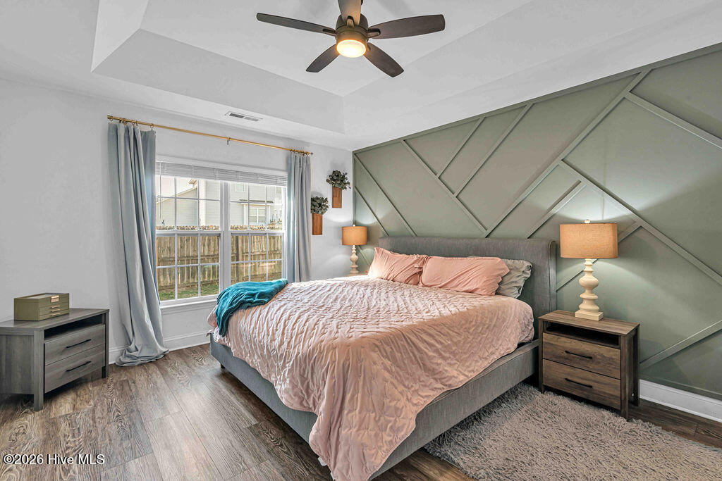 100555135 | Photo 22