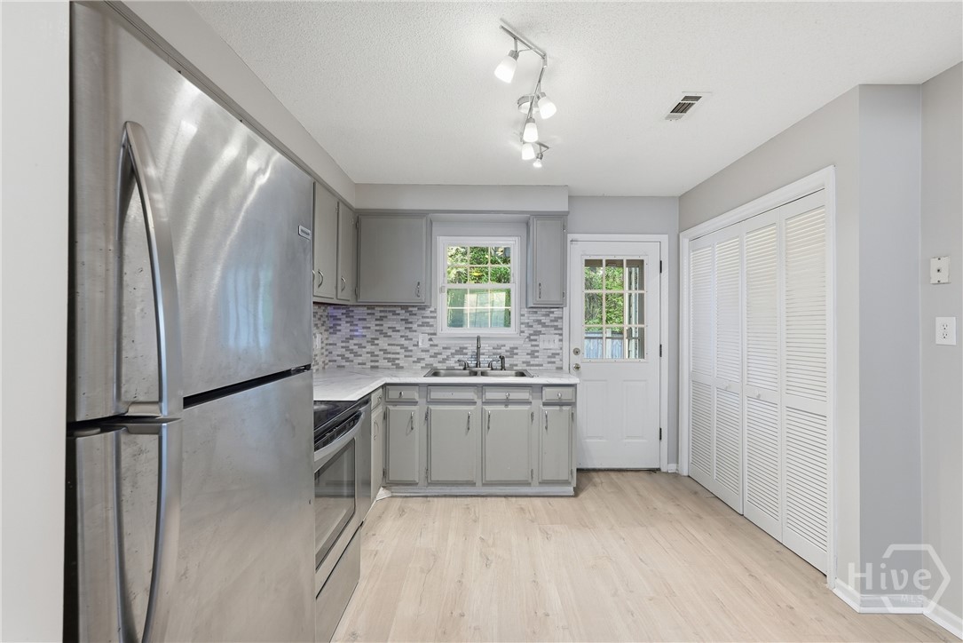 22 Longview Bluff Drive E, Savannah, GA, 31419