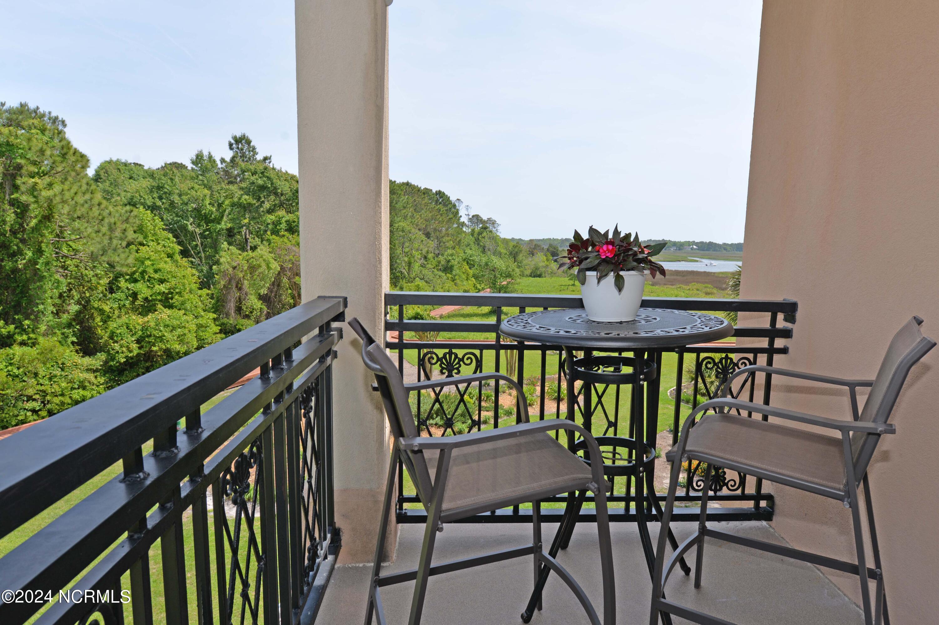 100443482 | Photo 31