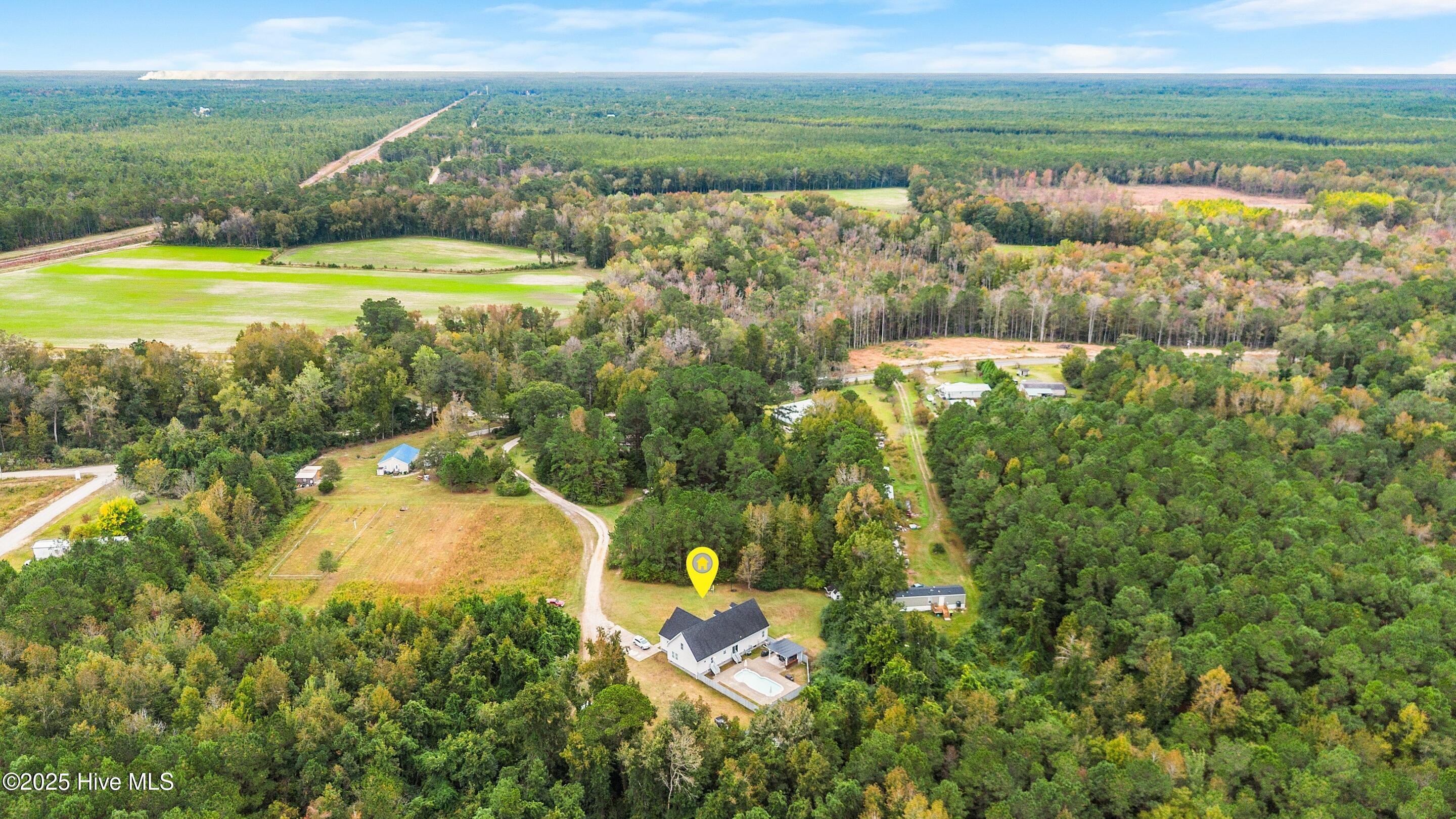 100537388 | Photo 56