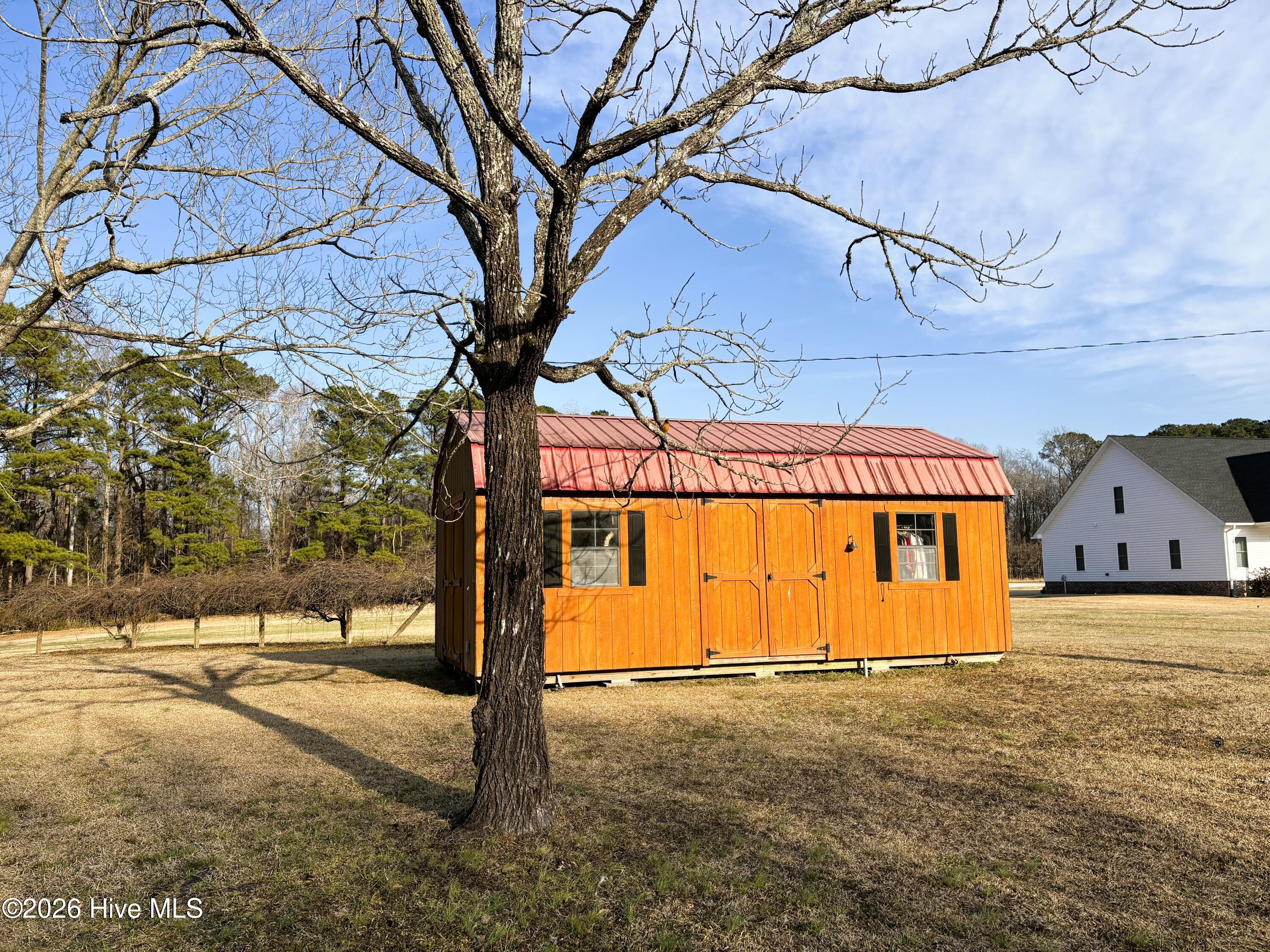 100554196 | Photo 25