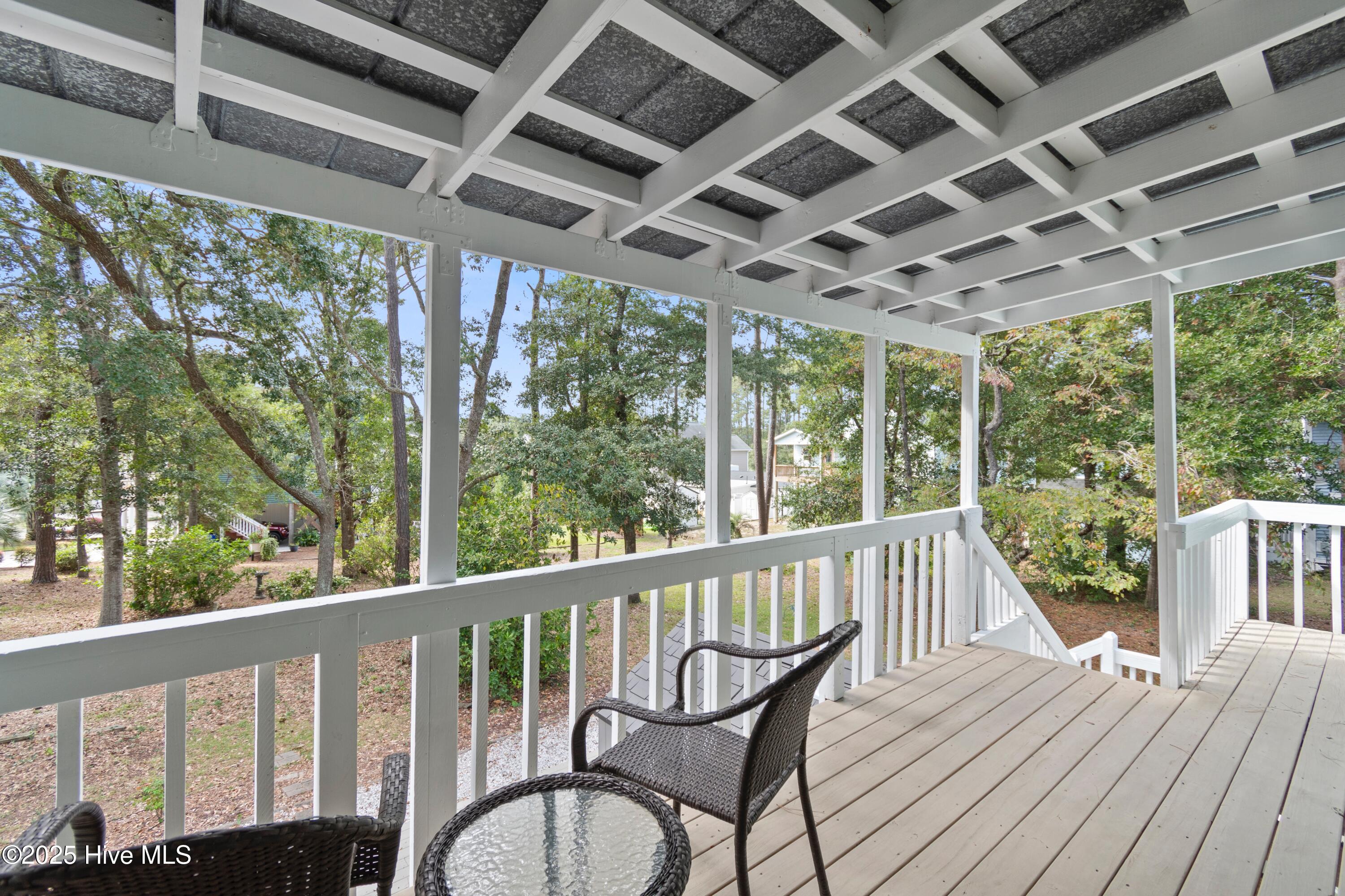 100535762 | Photo 46