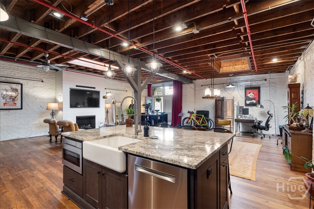 585 White Circle, #402, Athens, GA 30605 Listing Photo  15