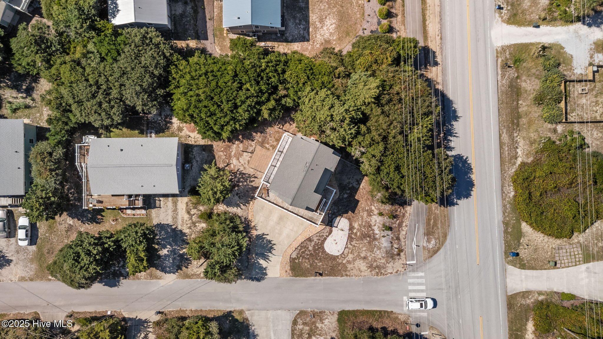 100537842 | Photo 37