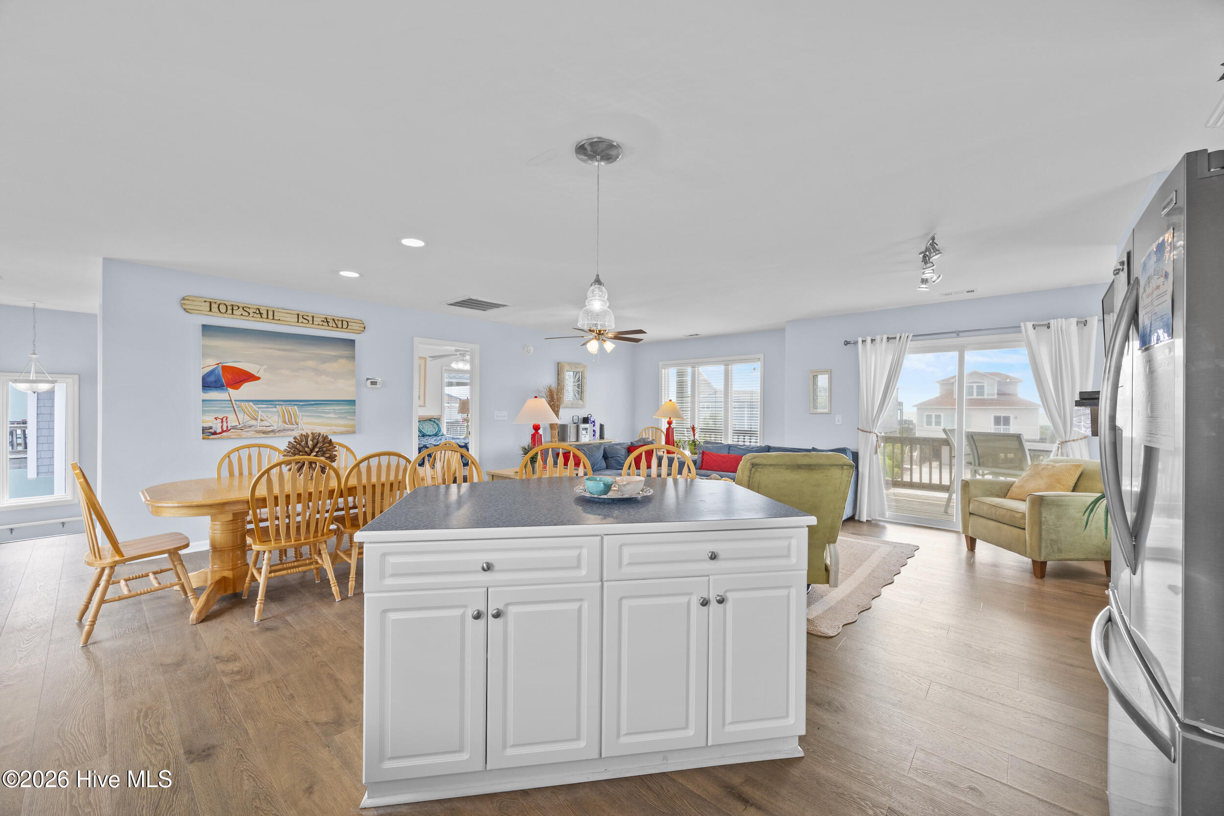 3759 Island Drive,North Topsail Beach