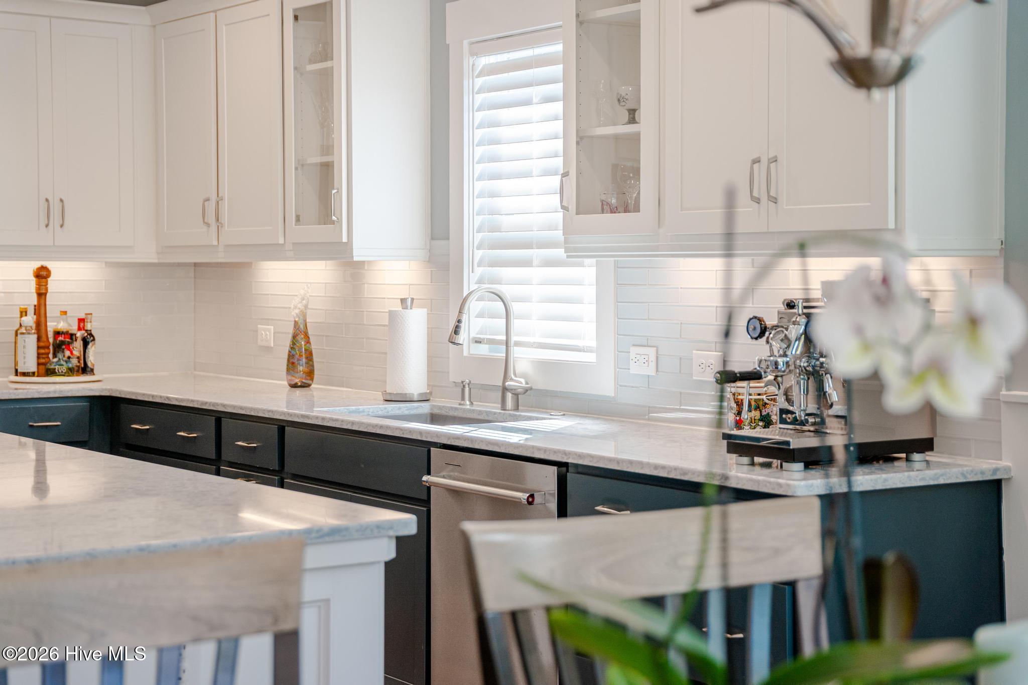 100554961 | Photo 13