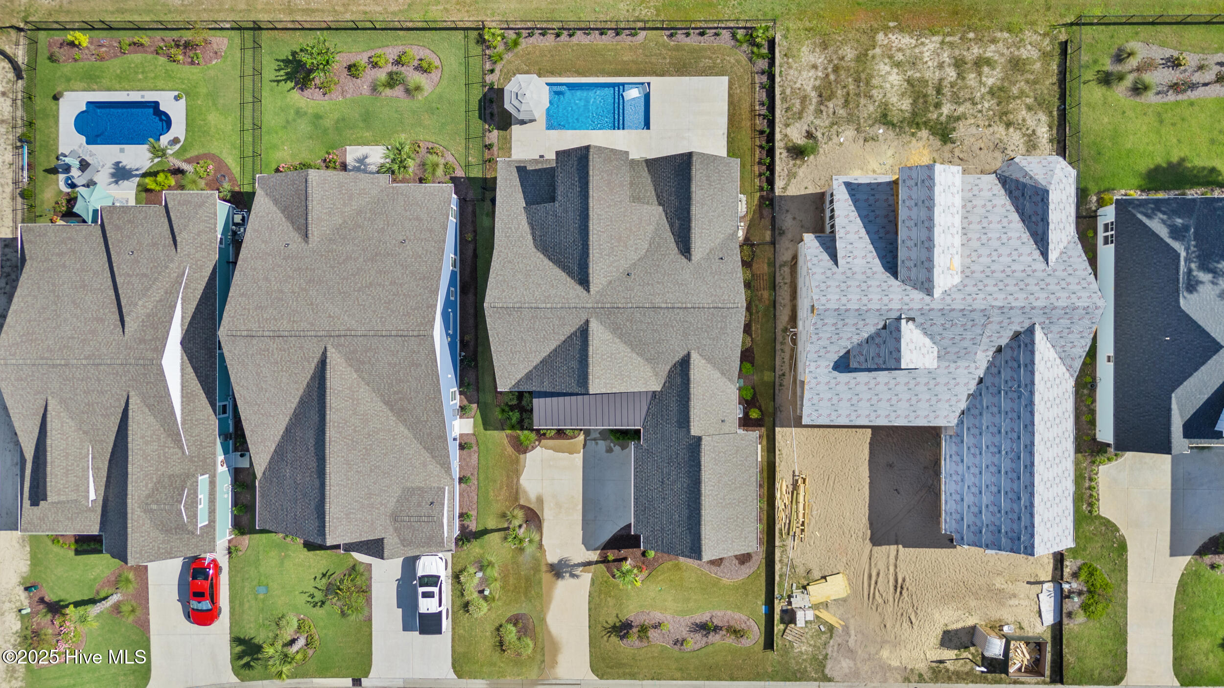 100532896 | Photo 55