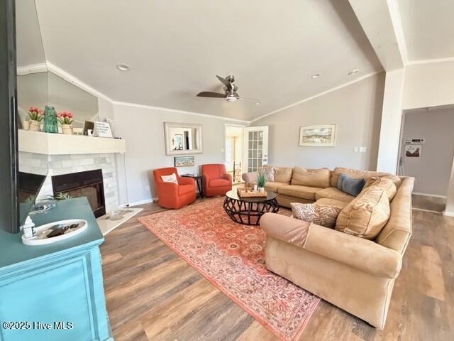 100546387 | Photo 18