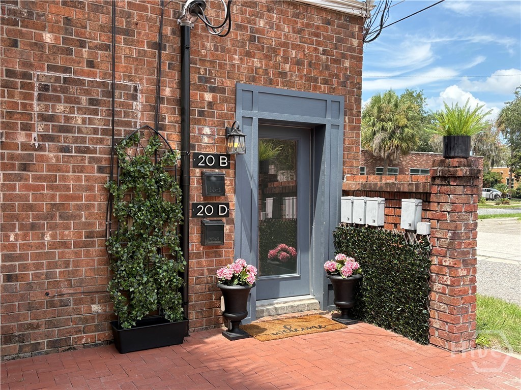 Entrance to Unit D (back of the building- W Park L