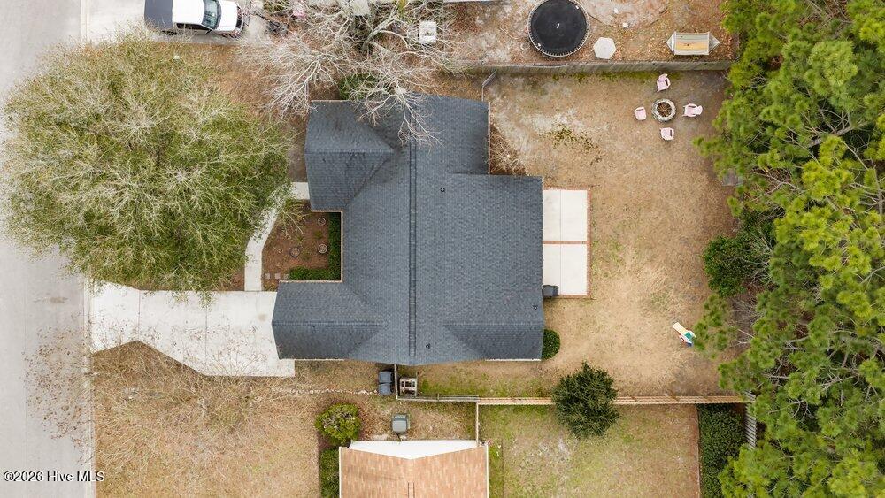 100551608 | Photo 35