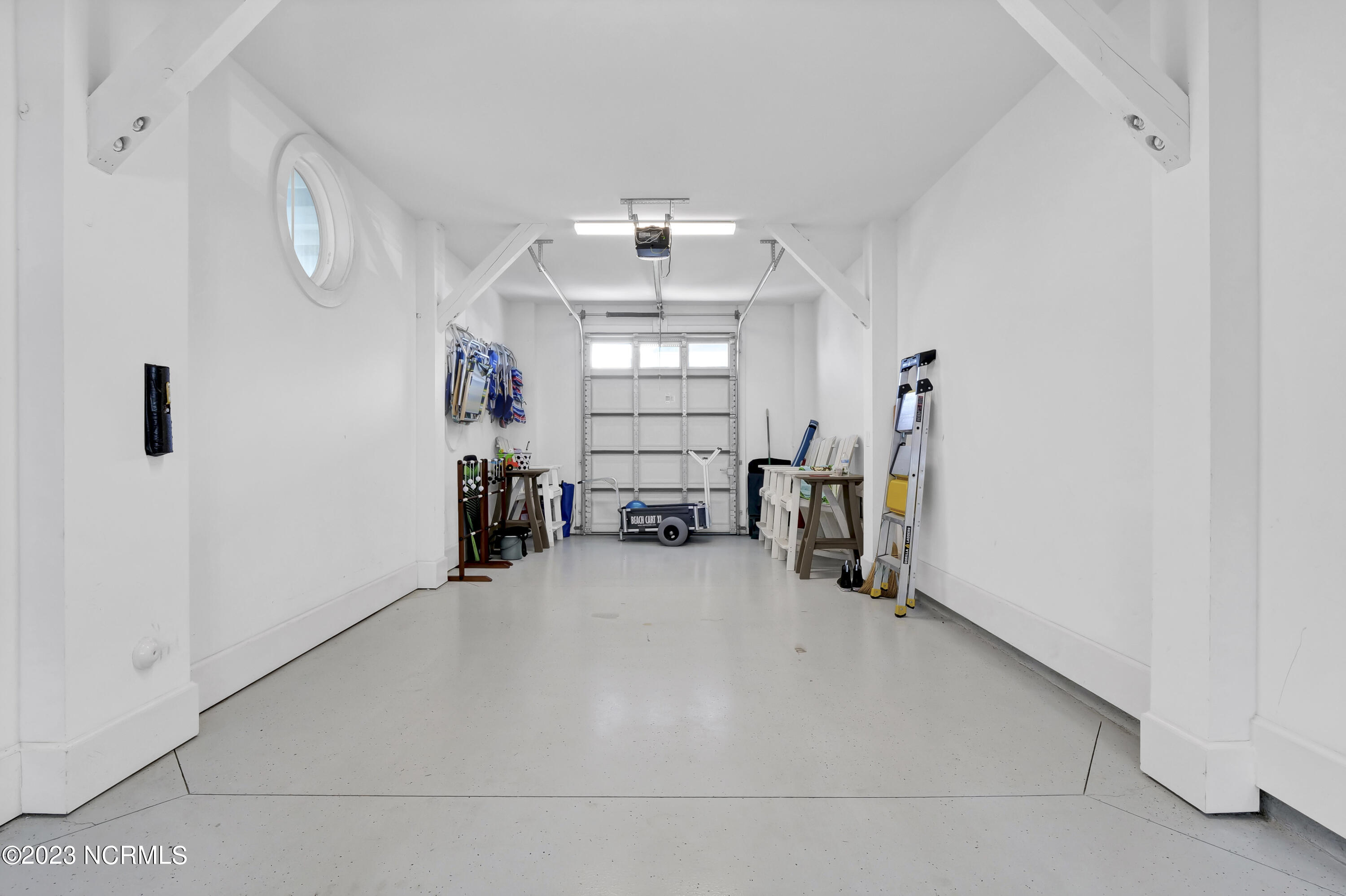 100550816 | Photo 39