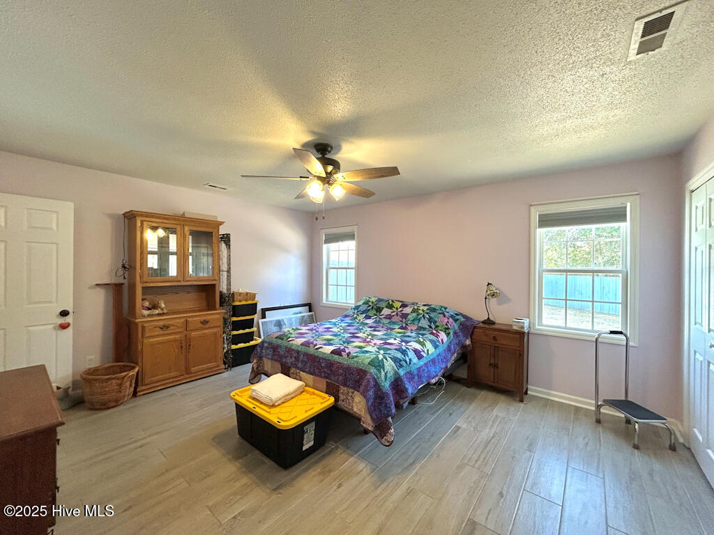 100540831 | Photo 20