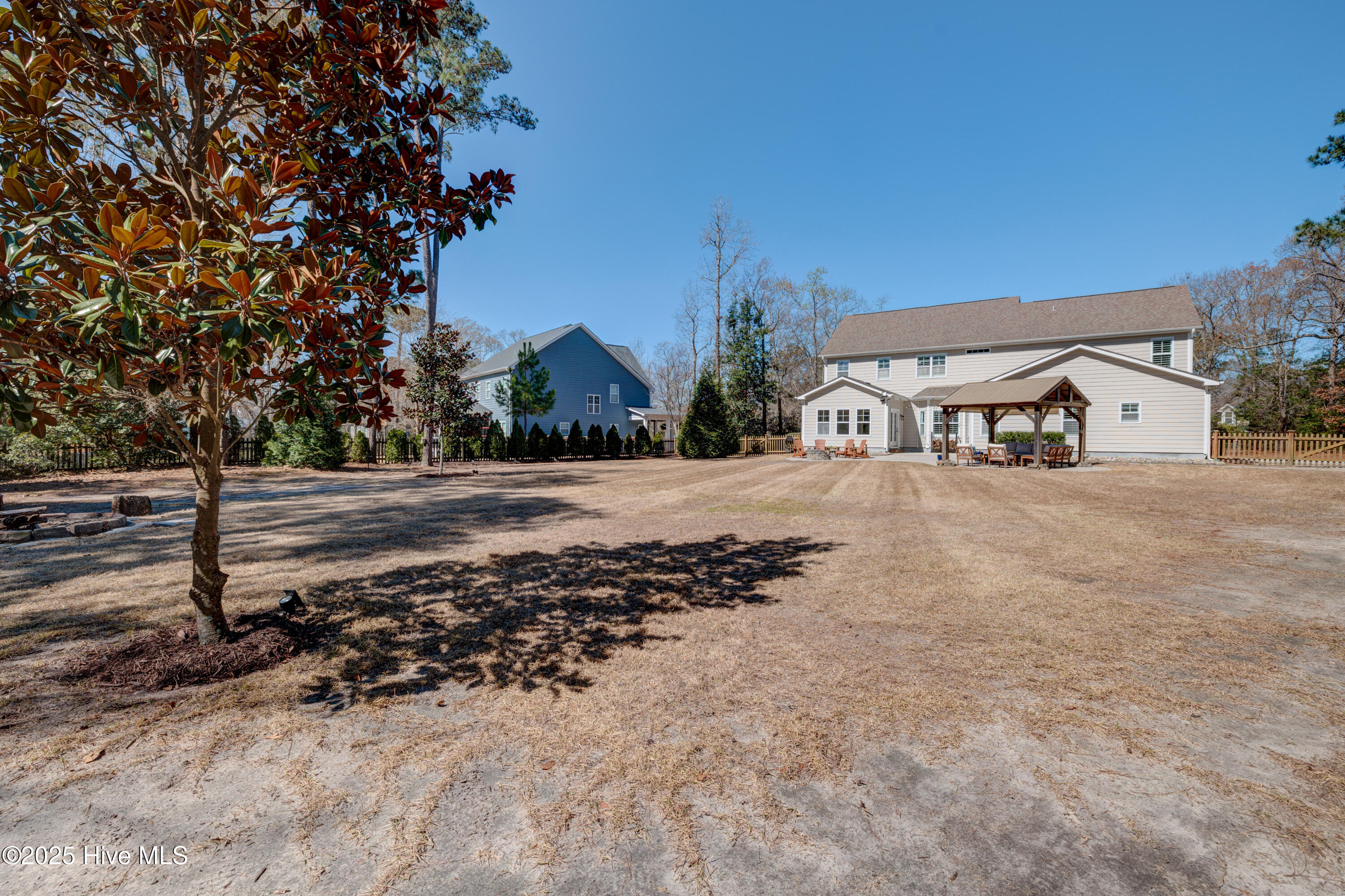 100496540 | Photo 72