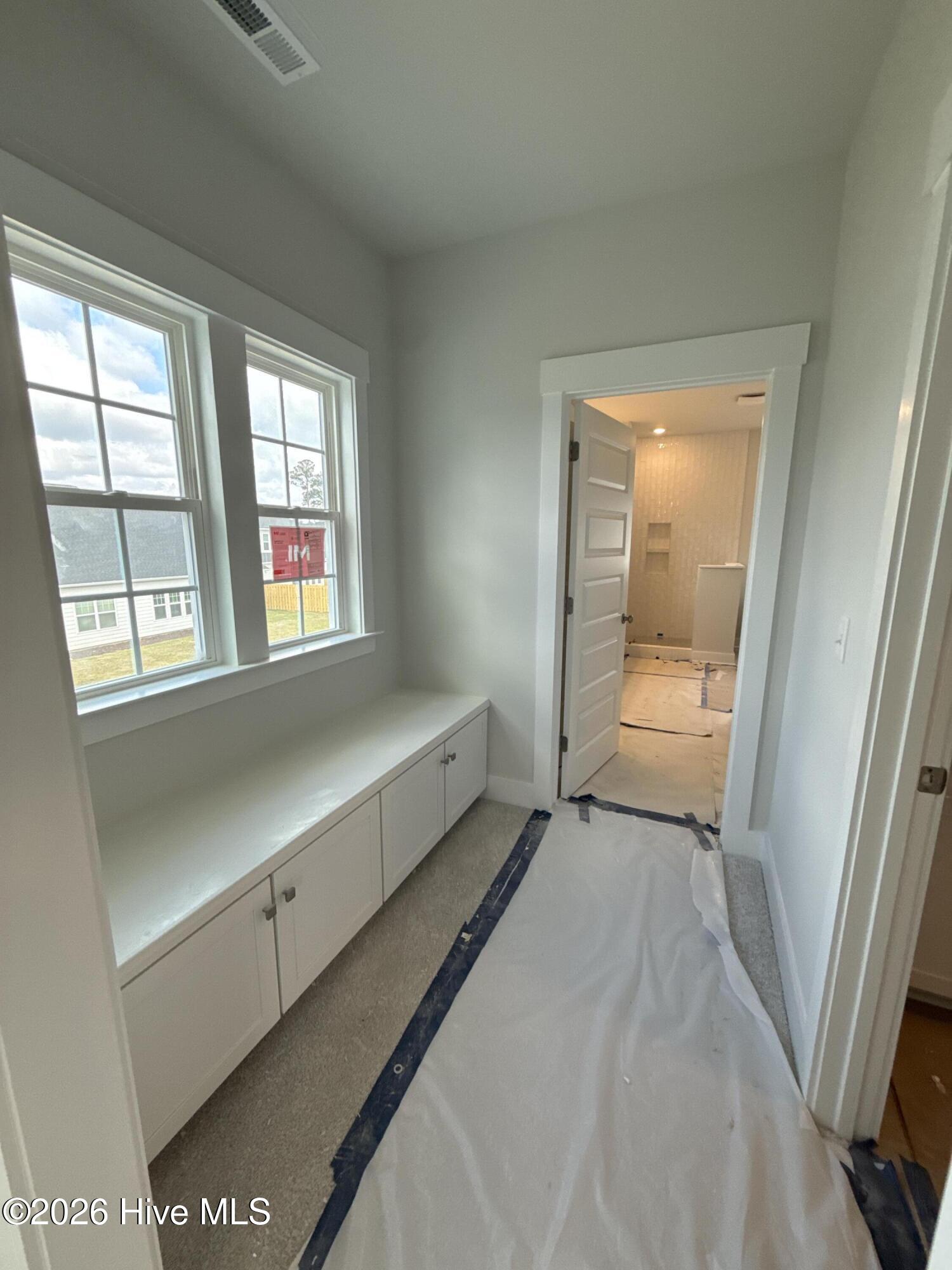 100550675 | Photo 19