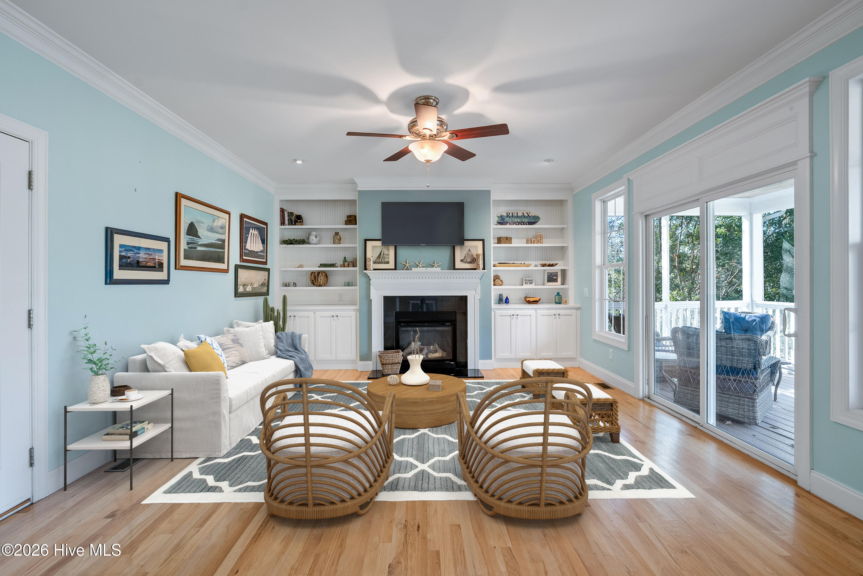 100520830 | Photo 26