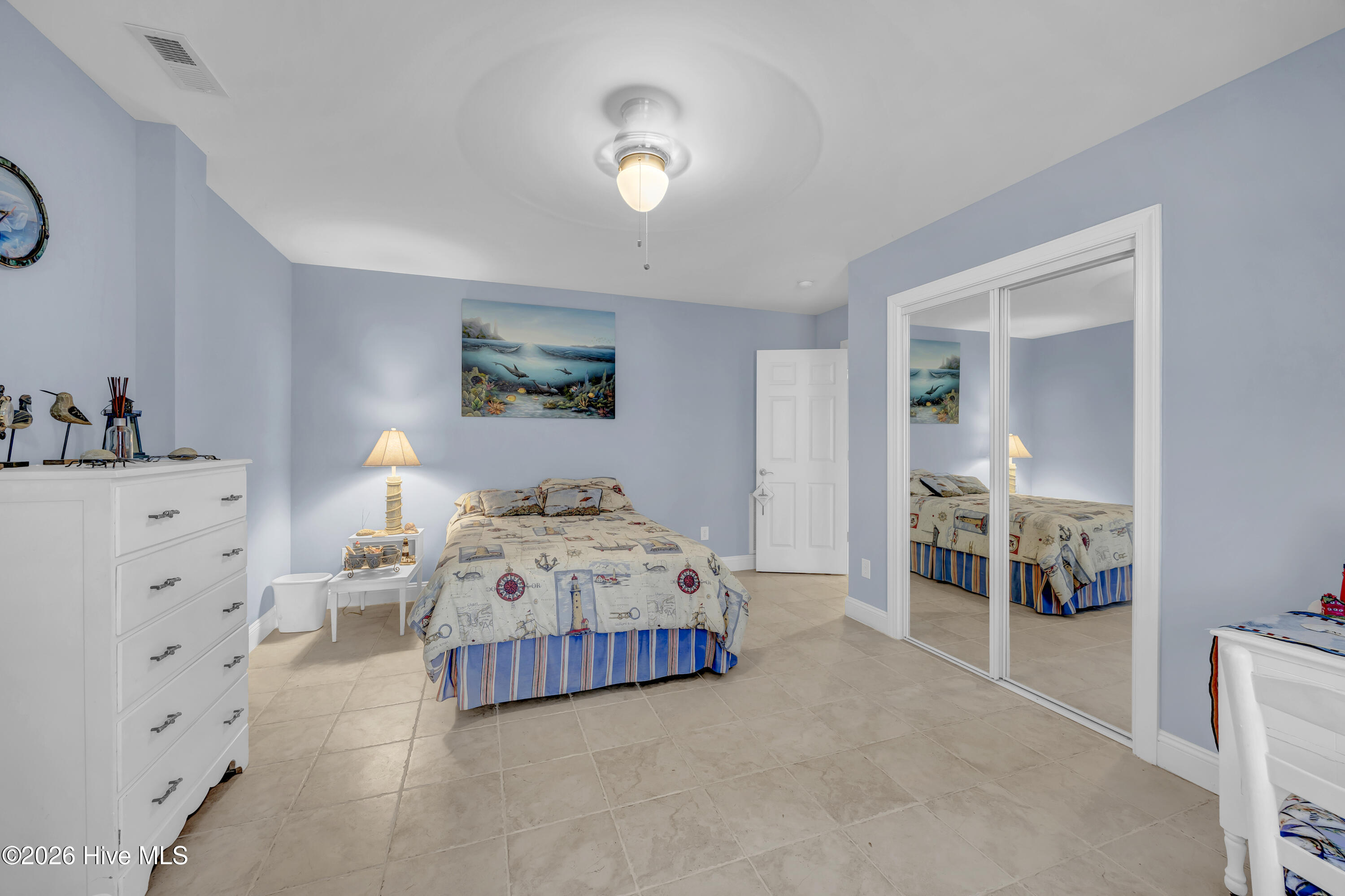 100560542 | Photo 29